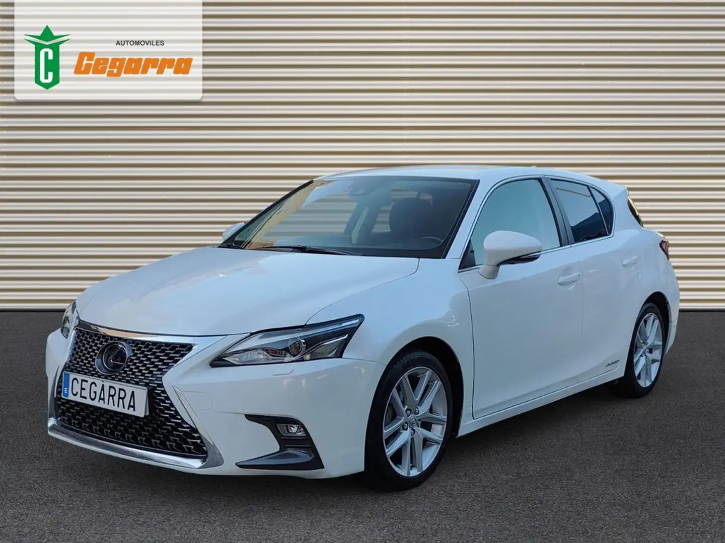 Lexus CT 200h 1.8 Executive Blanc - 1