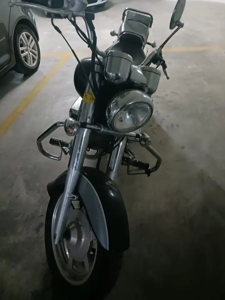Hyosung Aquila 250