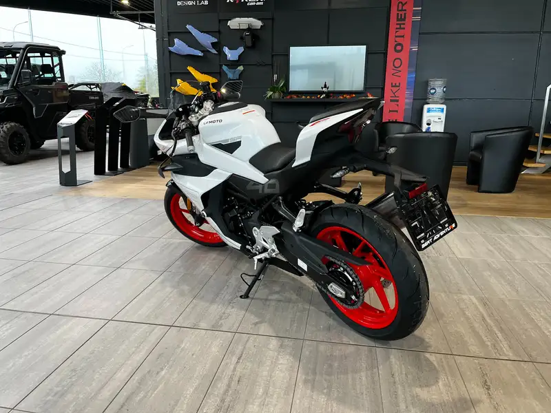 CFMOTO 450 SR - foto 4