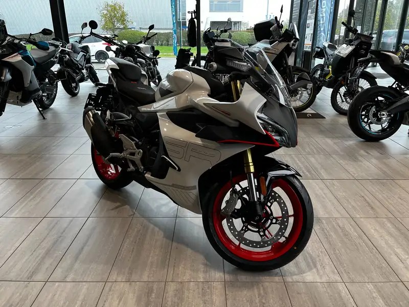 CFMOTO 450 SR - foto 2