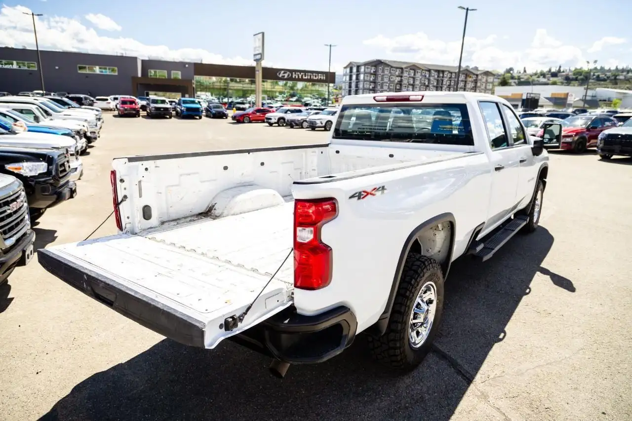 Chevrolet Silverado 3500 снимка Chevrolet Silverado 3500