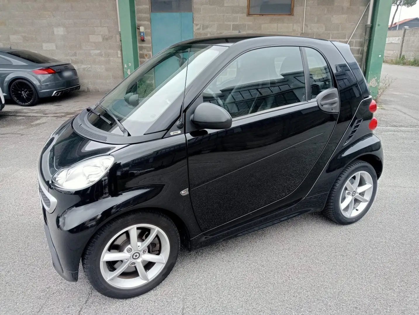 smart forTwo Fortwo 1.0 mhd Pulse 71cv FL Schwarz - 1