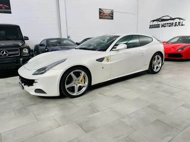 Ferrari FF 6.3 4 DTC  BIANCO ITALIA