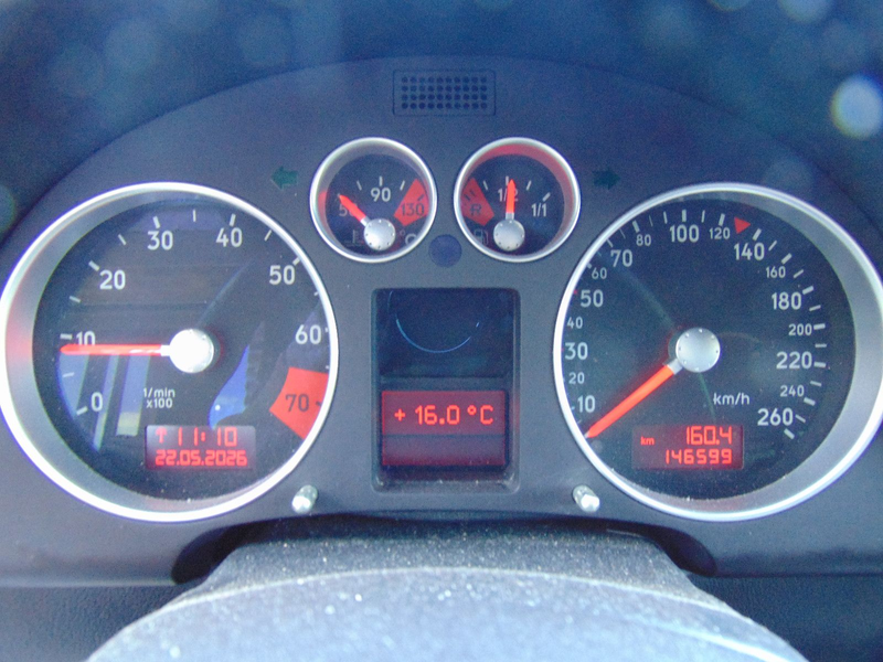Audi TT Roadster 1.8T 110KW *Bose*Scheckheft* — photo 6
