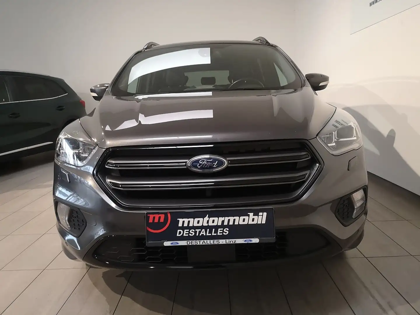 Ford Kuga 2,0 TDCi ST-Line Start/Stop AWD Gris - 2