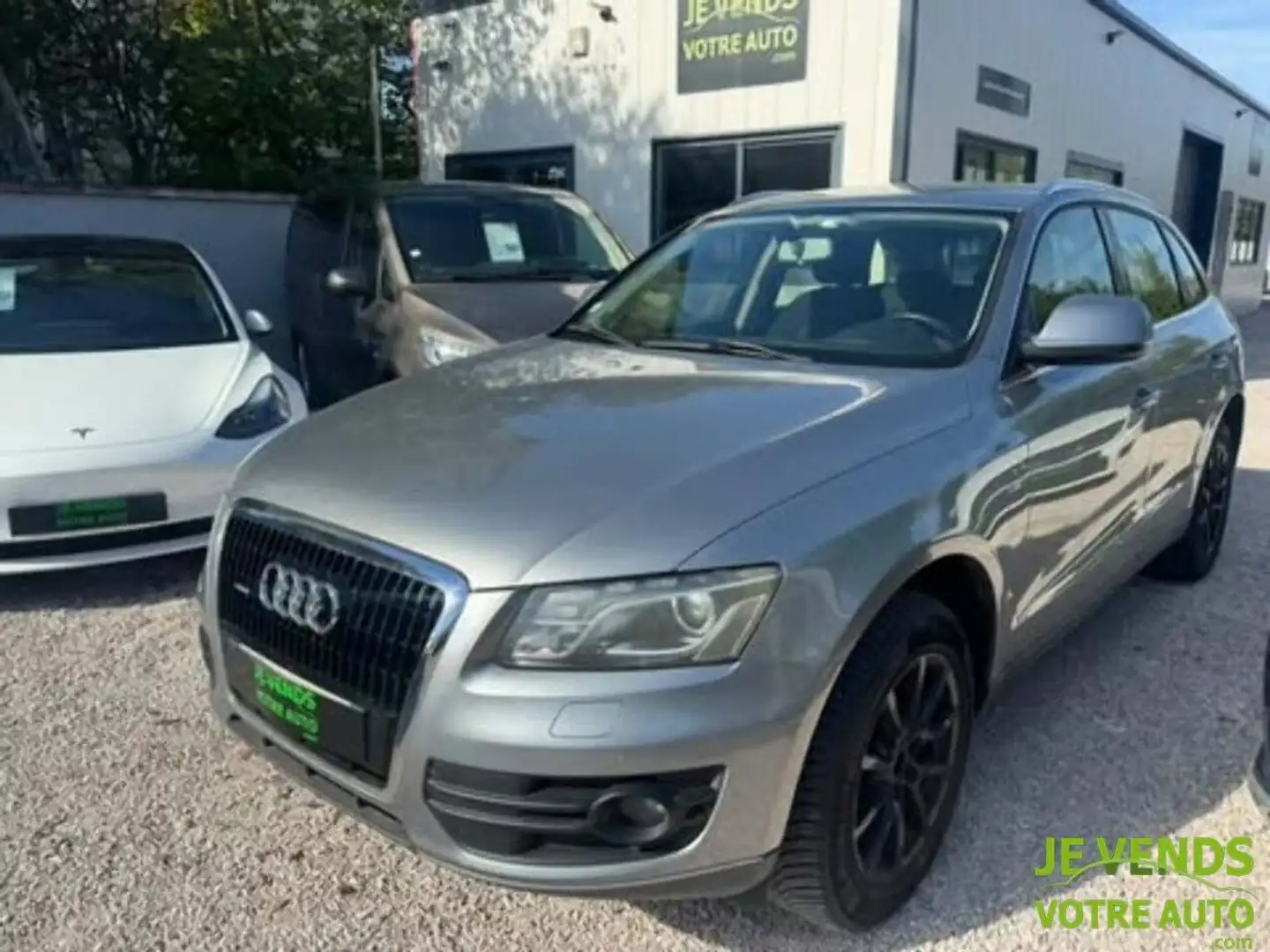 Audi Q5 3.0 TDI V6 24V DPF Quattro S Tronic7 239 cv Boîte auto - 1