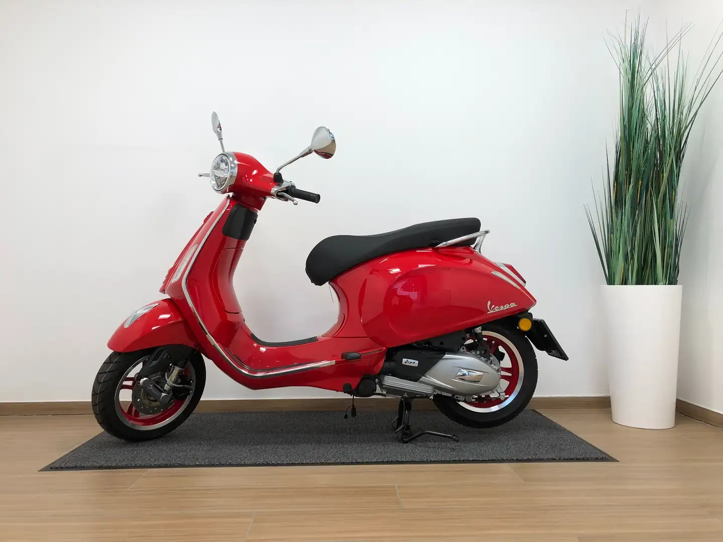 Vespa Primavera RED 125 Rojo - 2