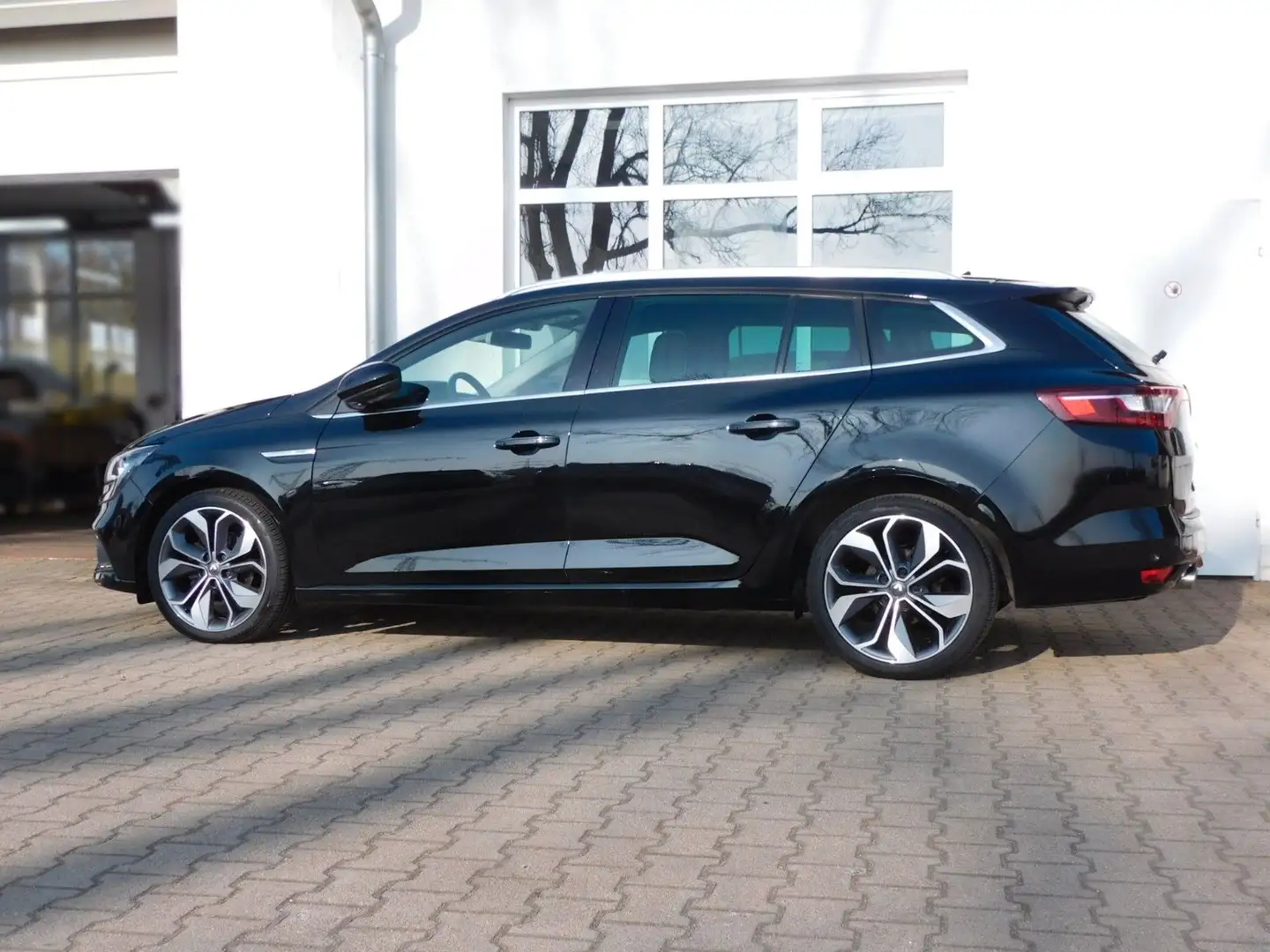 Renault Megane IV Grandtour BOSE-Edition Schwarz - 2