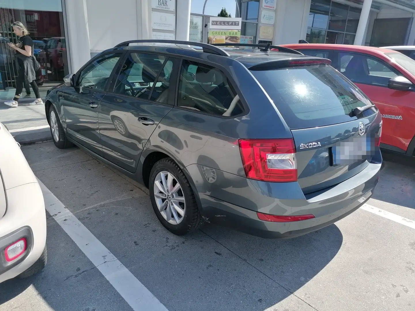 Skoda Octavia Wagon 1.6 tdi cr Executive 110cv - 1