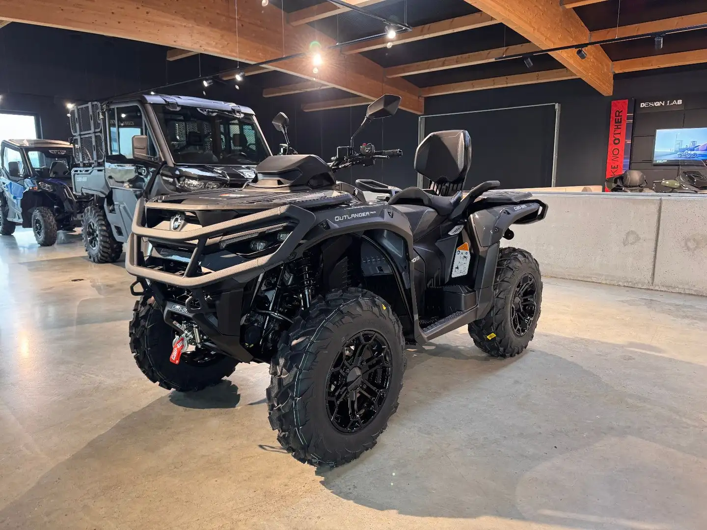 Can-Am Outlander PRO XU MAX HD8 850 2025 1000cm 82PS Grau - 1