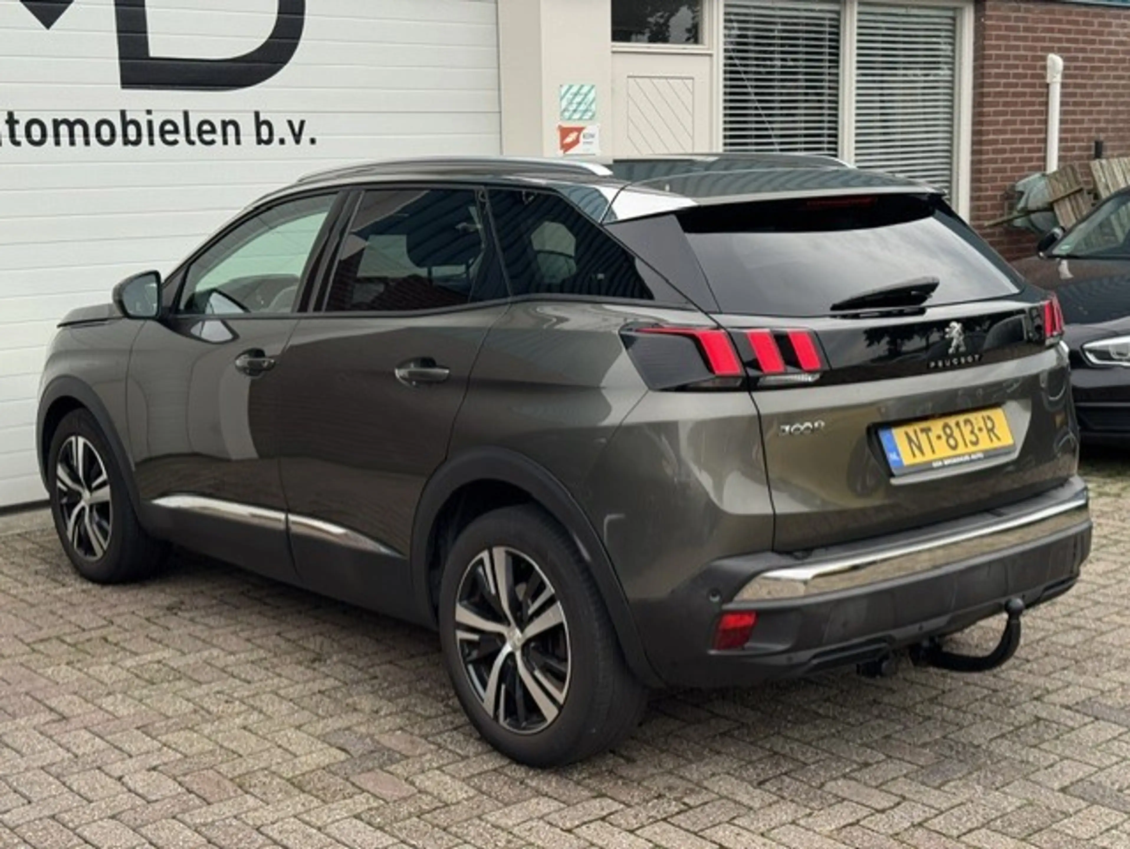 Peugeot 3008 1.6 e-Premium -Automaat- Trekhaak- 360°-Keyless — photo 9