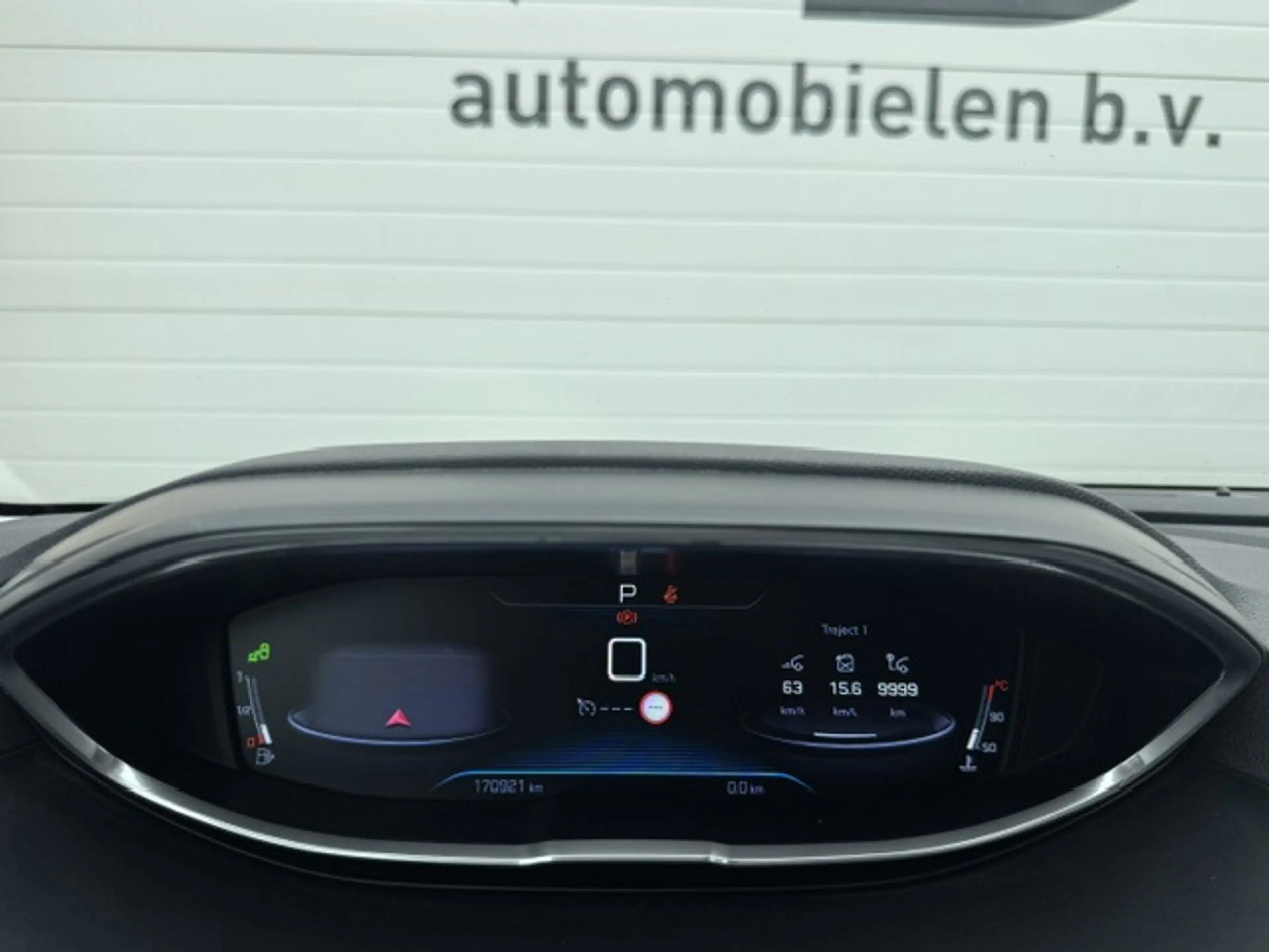 Peugeot 3008 1.6 e-Premium -Automaat- Trekhaak- 360°-Keyless — photo 21