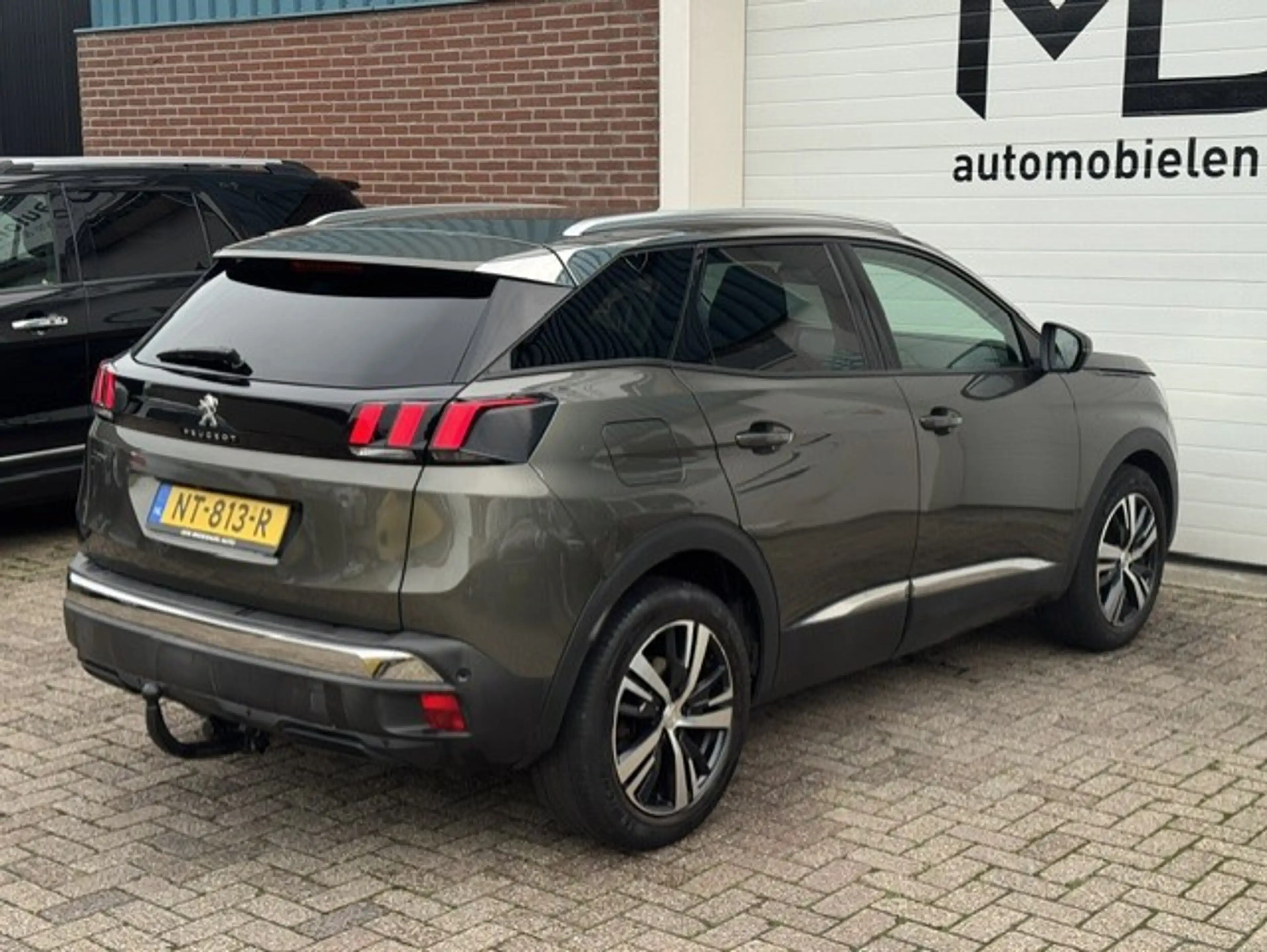 Peugeot 3008 1.6 e-Premium -Automaat- Trekhaak- 360°-Keyless — photo 7