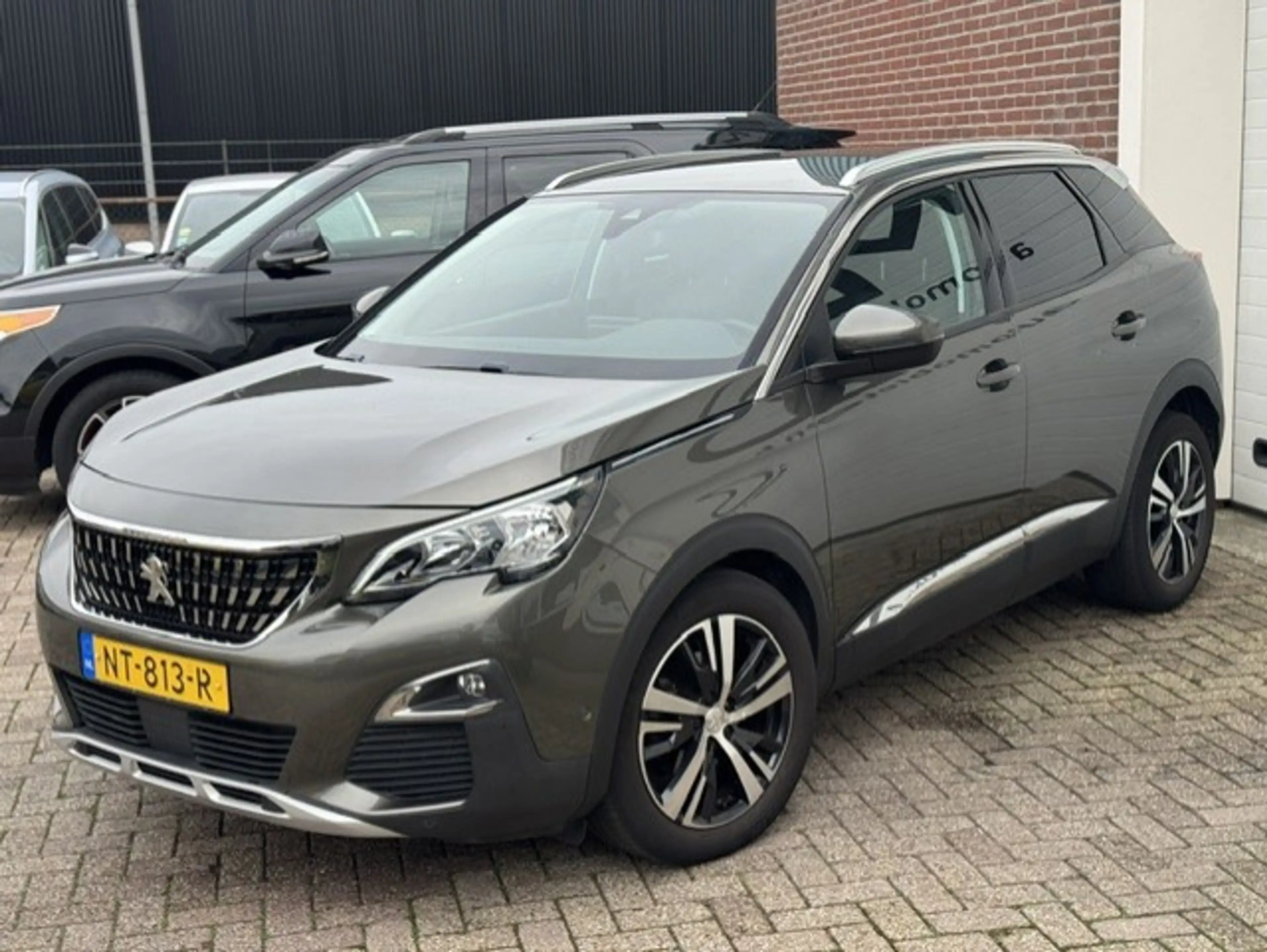 Peugeot 3008 1.6 e-Premium -Automaat- Trekhaak- 360°-Keyless — photo 4