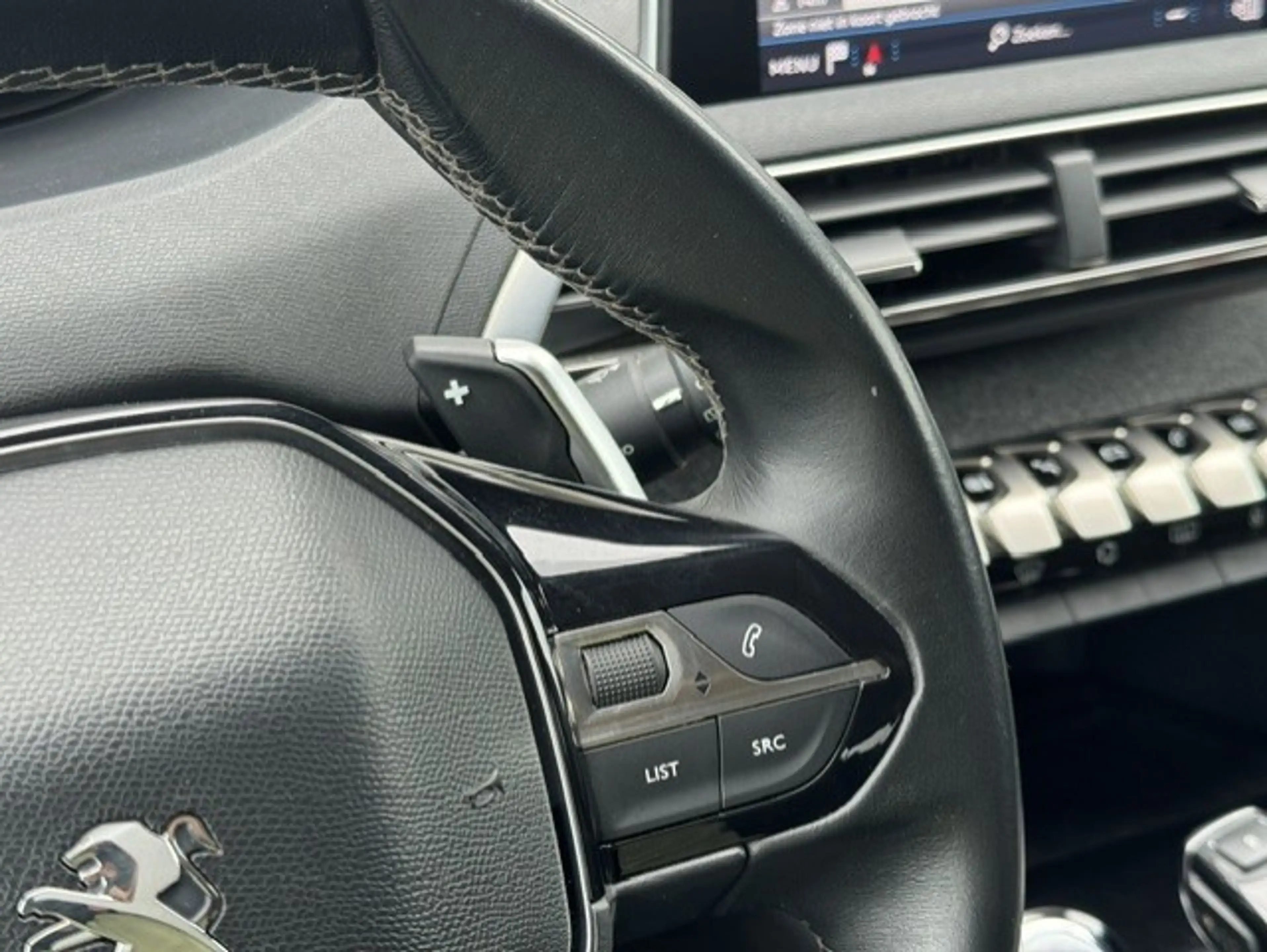Peugeot 3008 1.6 e-Premium -Automaat- Trekhaak- 360°-Keyless — photo 20