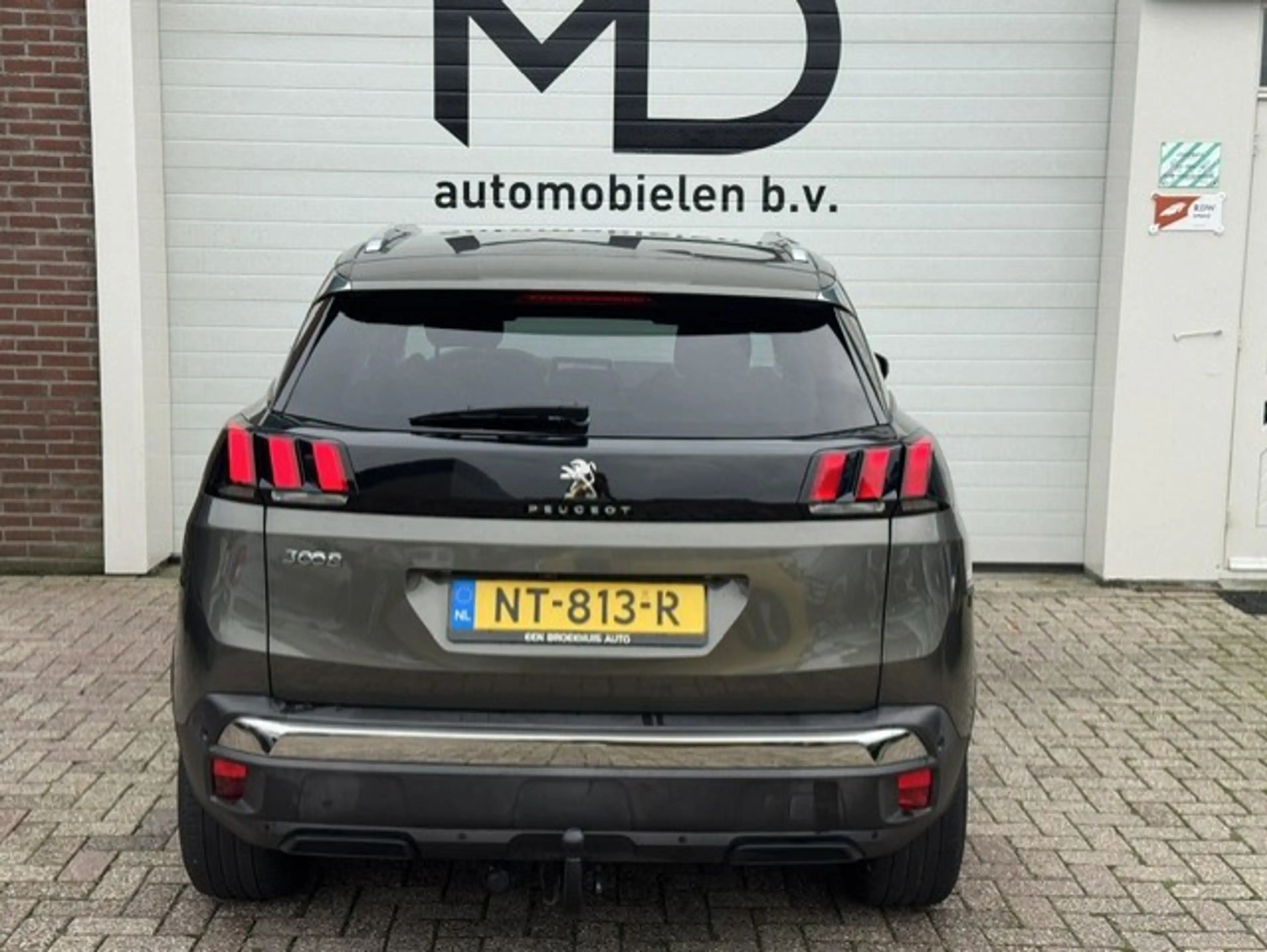 Peugeot 3008 1.6 e-Premium -Automaat- Trekhaak- 360°-Keyless — photo 8