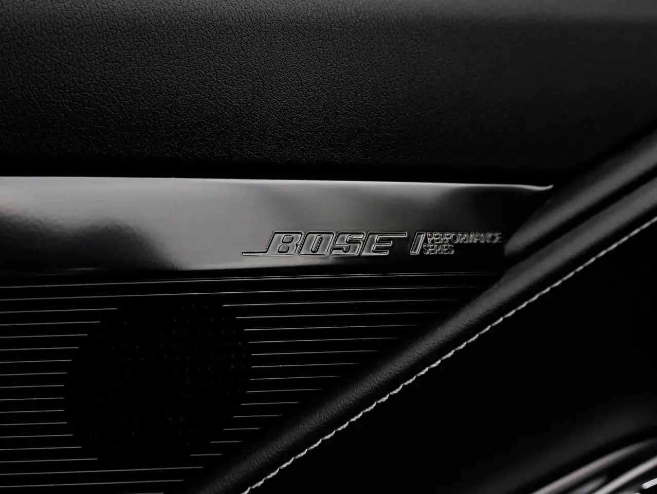 Chevrolet Corvette снимка Chevrolet Corvette