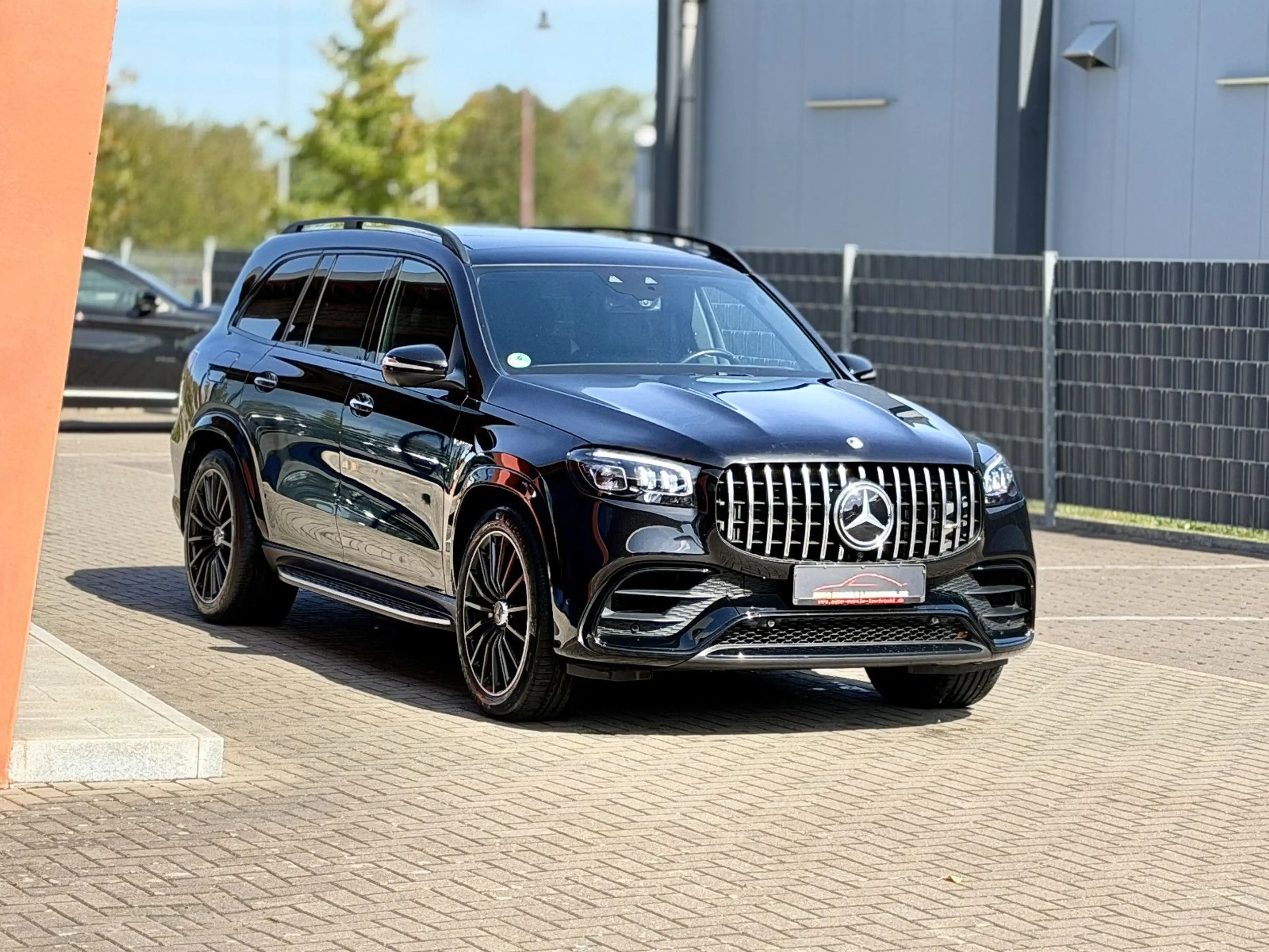 Mercedes-Benz GLS 63 AMG AMGS*HUP*MASSAGE*360*ACC*P-AGA*MULITBE*22" — photo 2