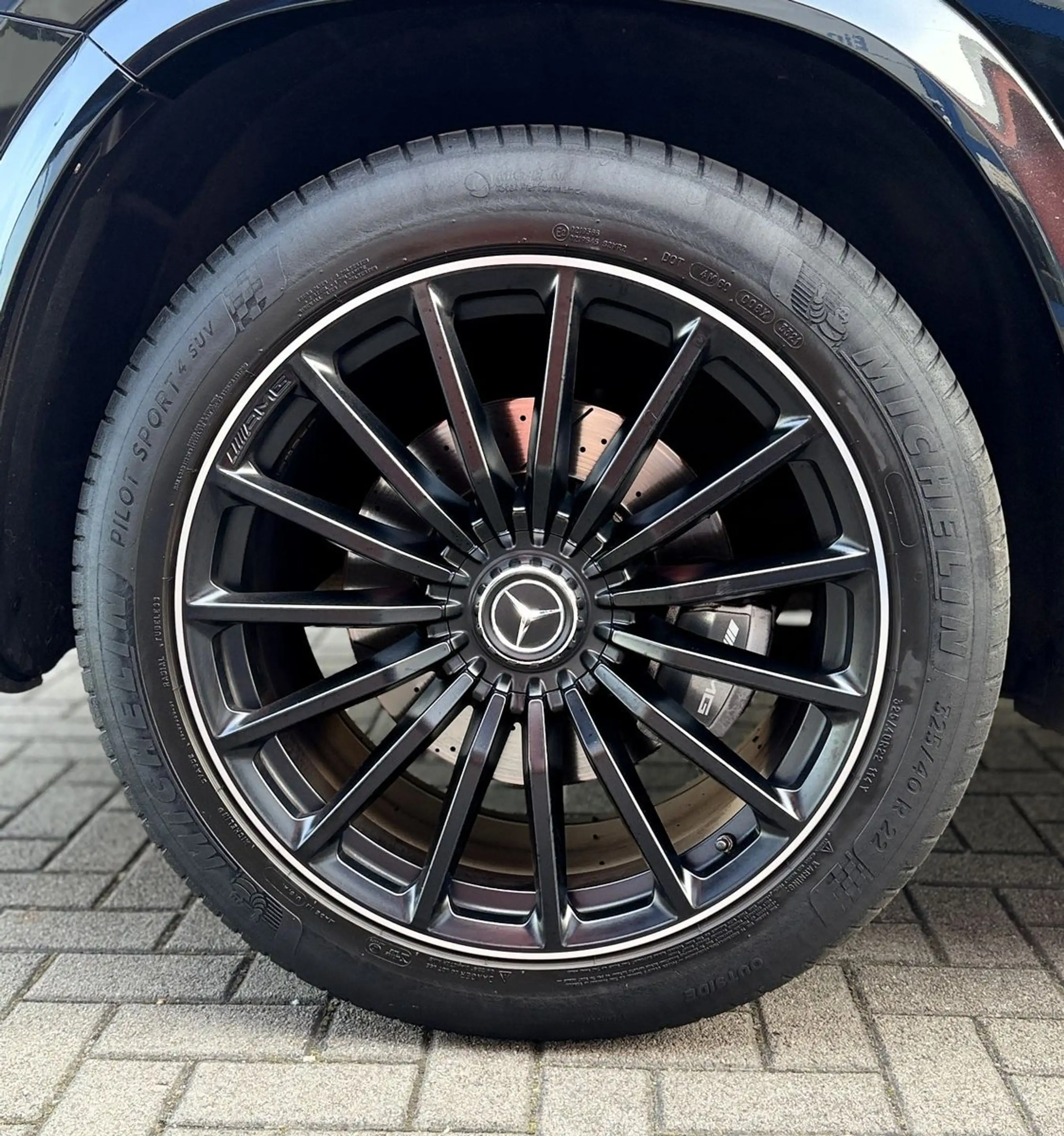 Mercedes-Benz GLS 63 AMG AMGS*HUP*MASSAGE*360*ACC*P-AGA*MULITBE*22" — photo 11