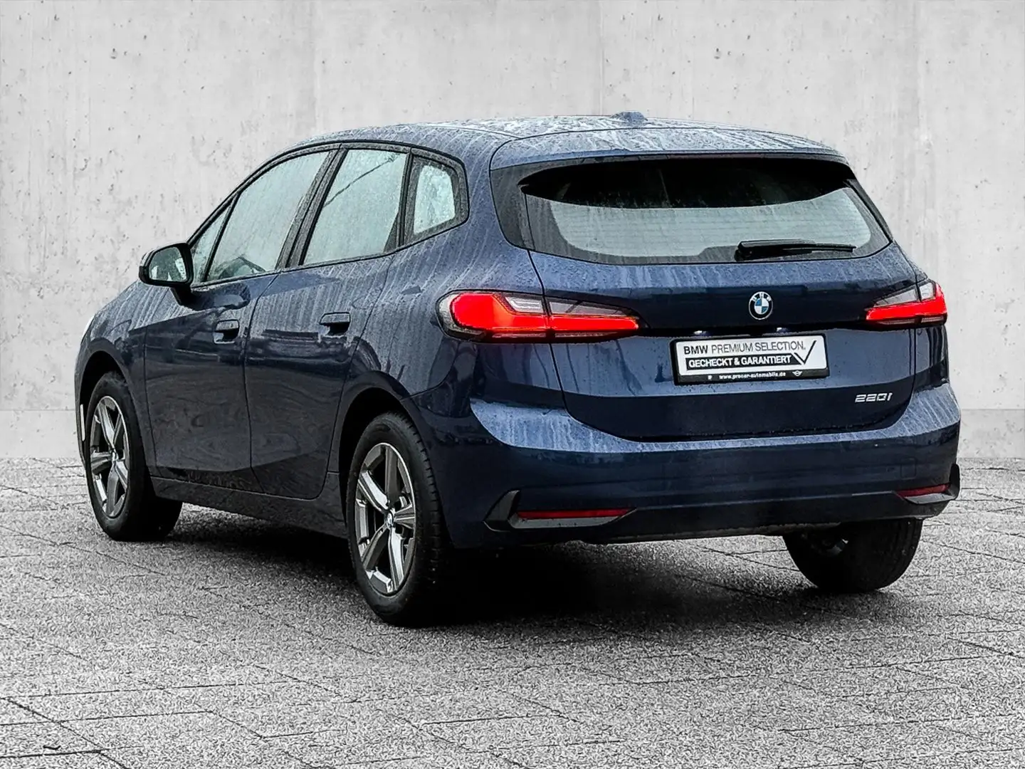 BMW 220 i ACTIVE TOURER+AHK+LED+NAVI+PREMIUM-PAKET+UVM. Blau - 2