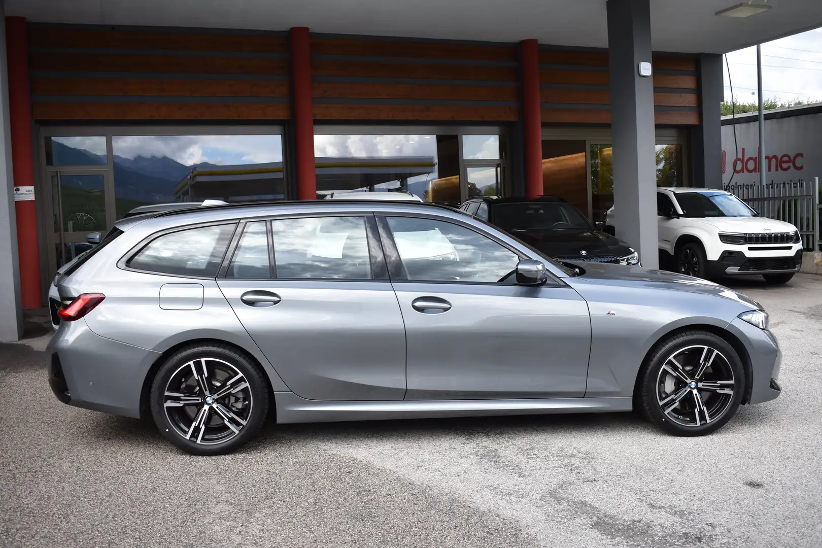 BMW 330 XI TOURING M SPORT BENZINA 4X4 Grau - 2