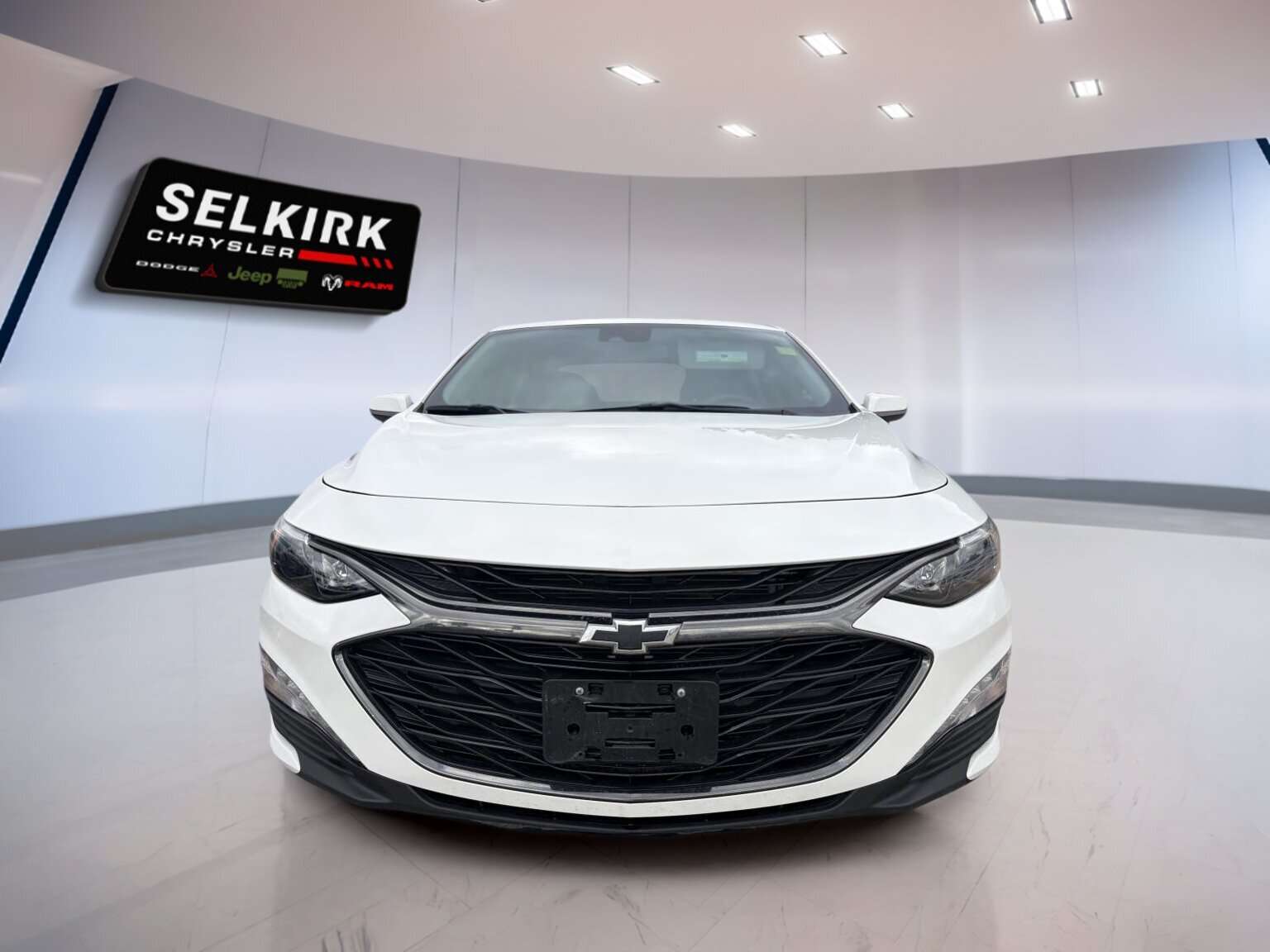 2025 Chevrolet Malibu 1LT | Heated Seats | Sunroof | Midnight Edition | — снимка 1