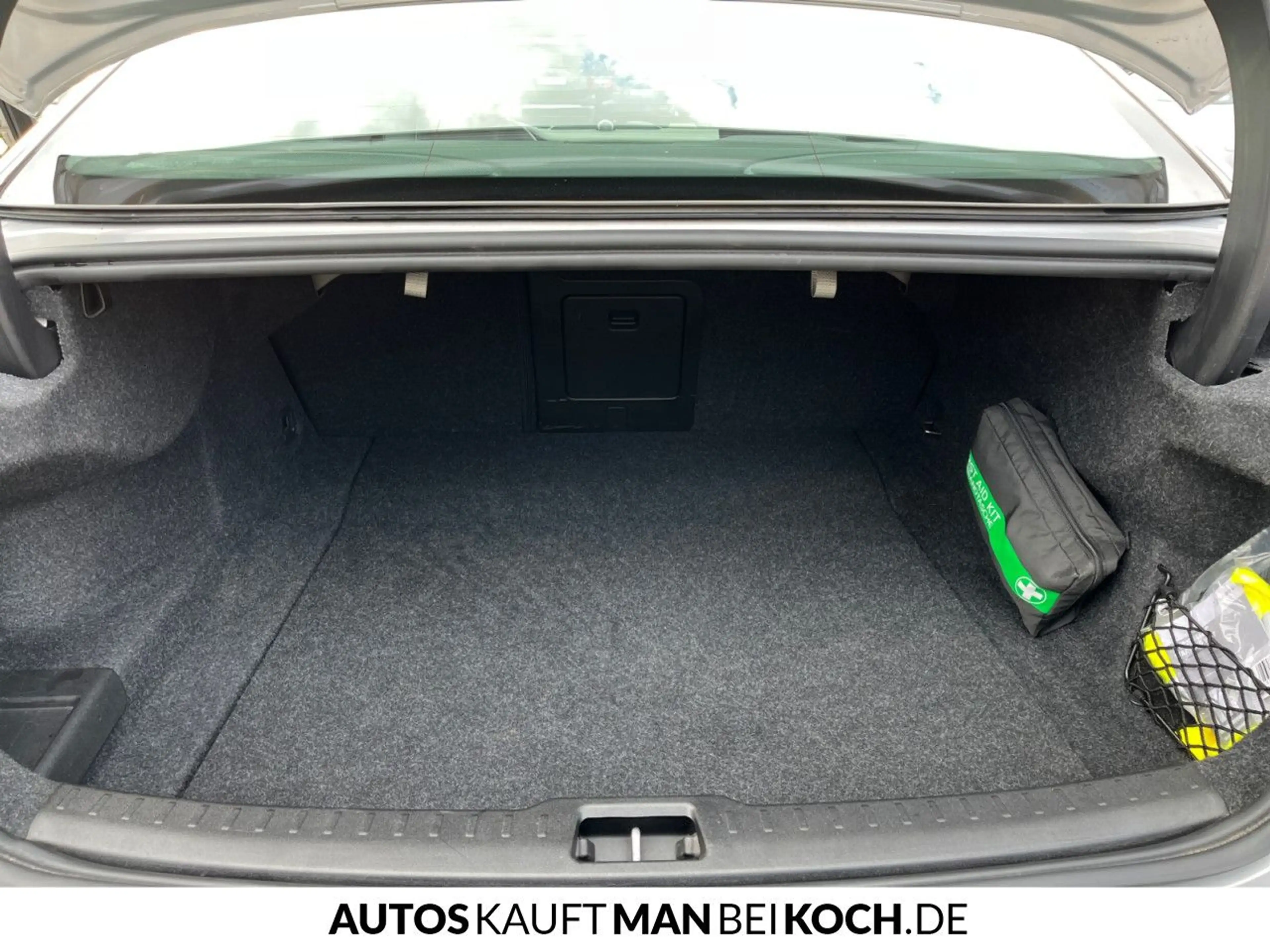 Volvo S60 B5 B AWD Ultimate Dark ACC BLIS B/W 360° LED — photo 14