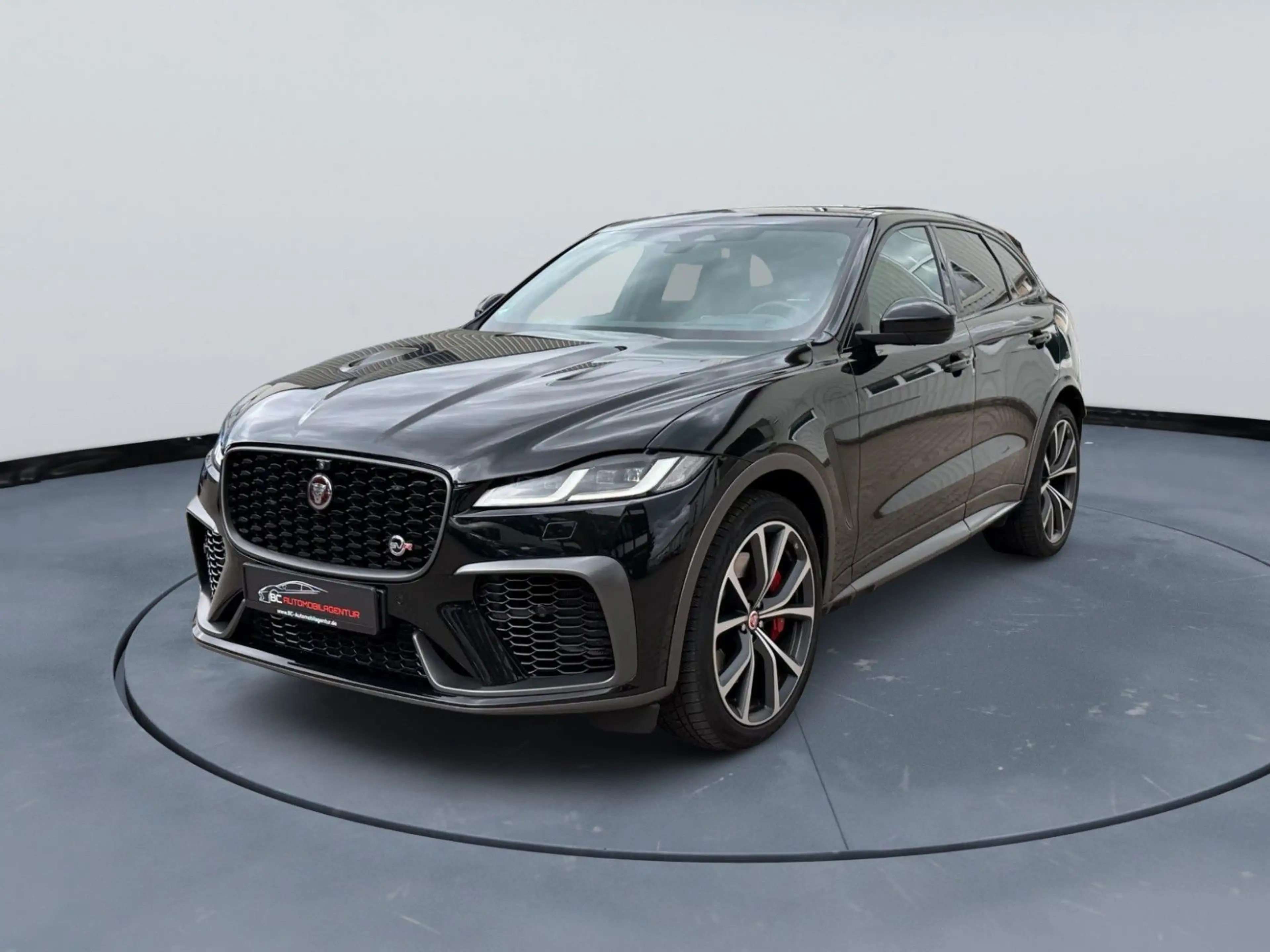 Jaguar F-Pace F-PACE SVR AWD* 22" Meridian-650W*HUD*Pano — photo 3