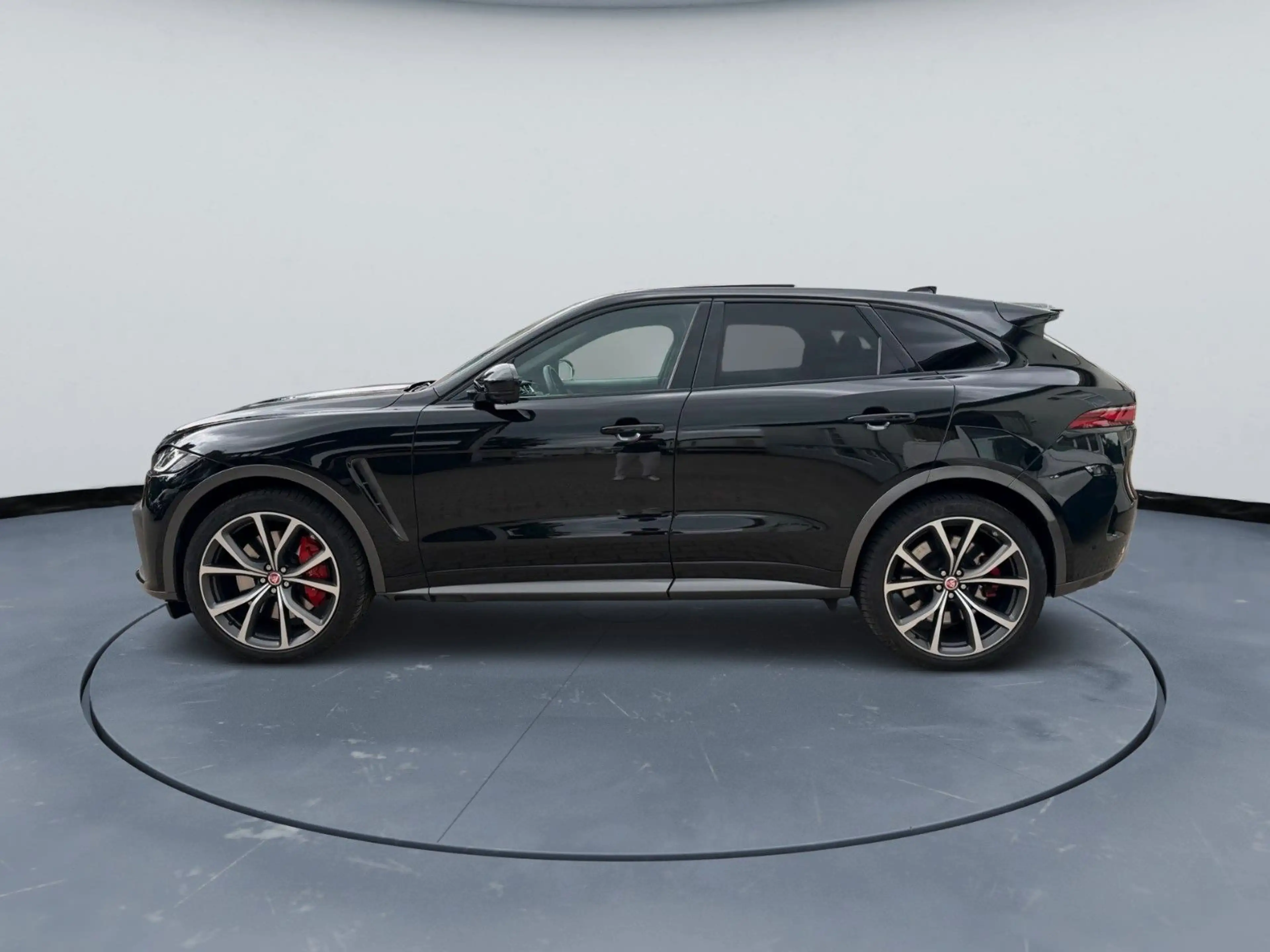 Jaguar F-Pace F-PACE SVR AWD* 22" Meridian-650W*HUD*Pano — photo 4