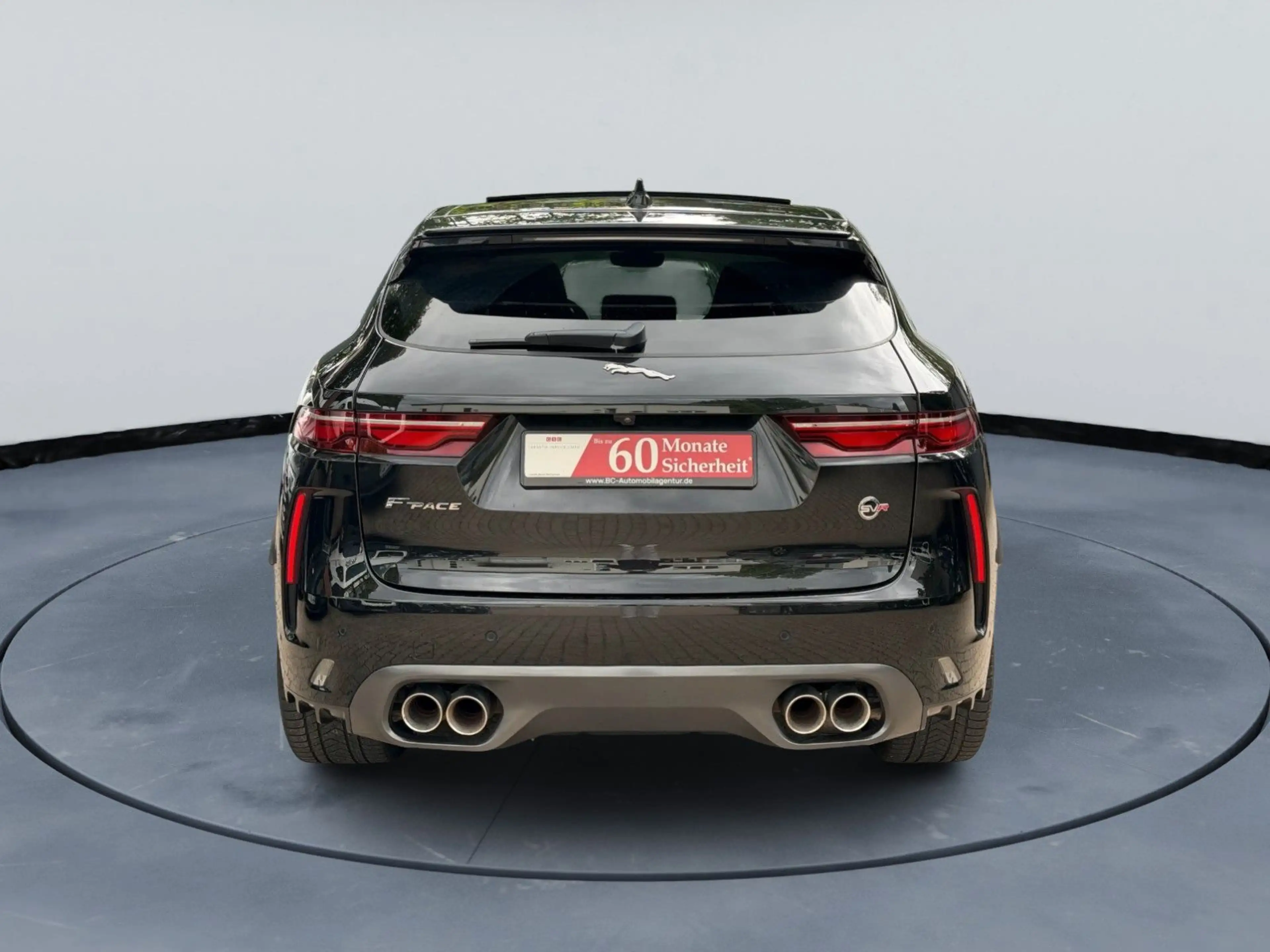 Jaguar F-Pace F-PACE SVR AWD* 22" Meridian-650W*HUD*Pano — photo 6