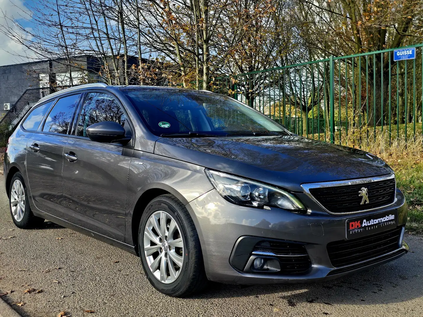 Peugeot 308 SW 1.5HDi * Carnet * 1er prop. * Tva * Garantie* Grijs - 1