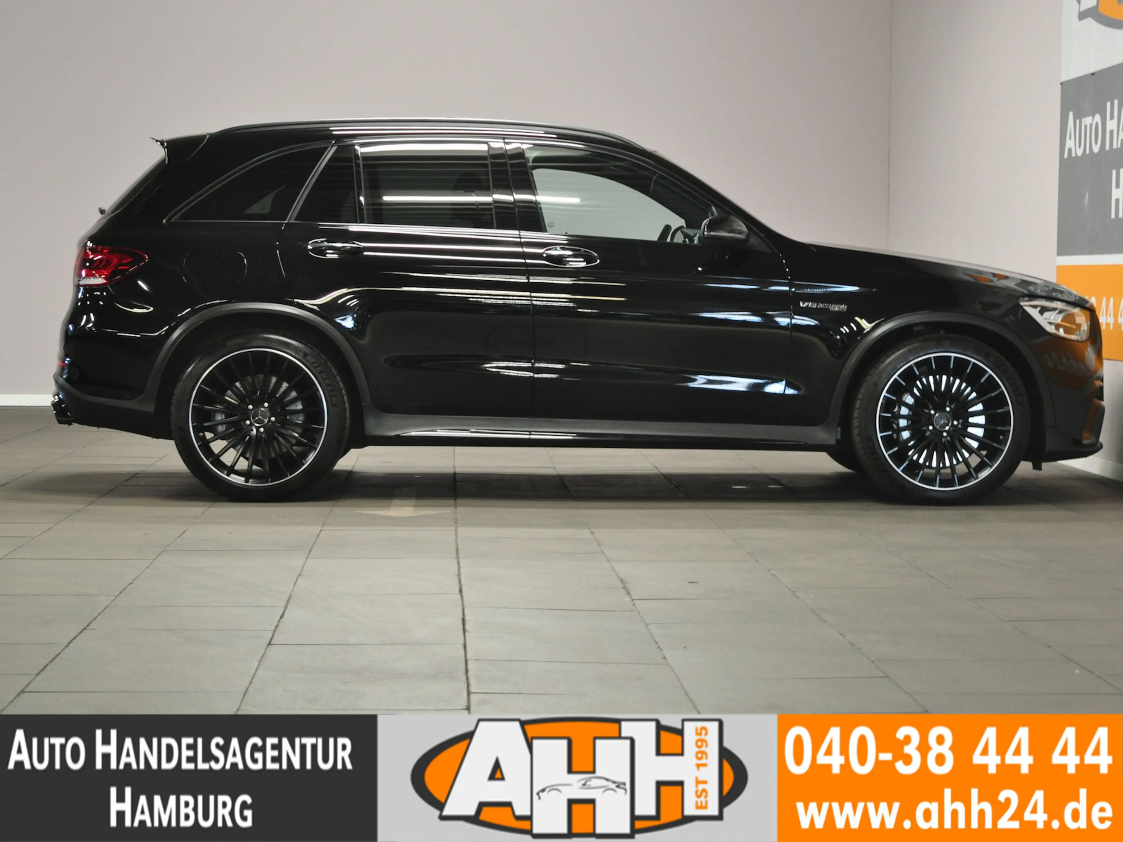 Mercedes-Benz GLC 63 AMG 4M PERFORMANCE PANO|HUD|AIR|AHK|NIGHT — photo 7