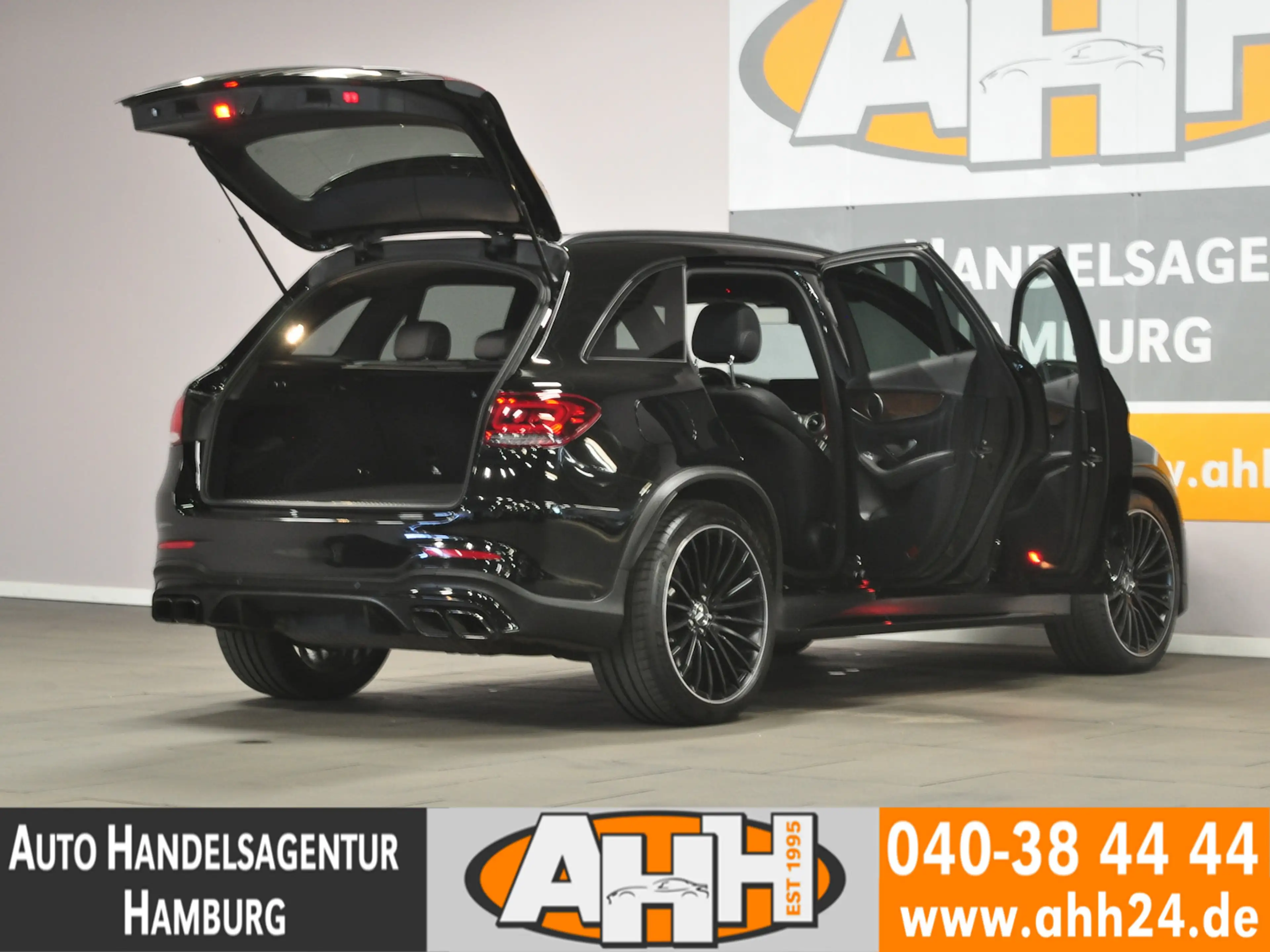 Mercedes-Benz GLC 63 AMG 4M PERFORMANCE PANO|HUD|AIR|AHK|NIGHT — photo 5