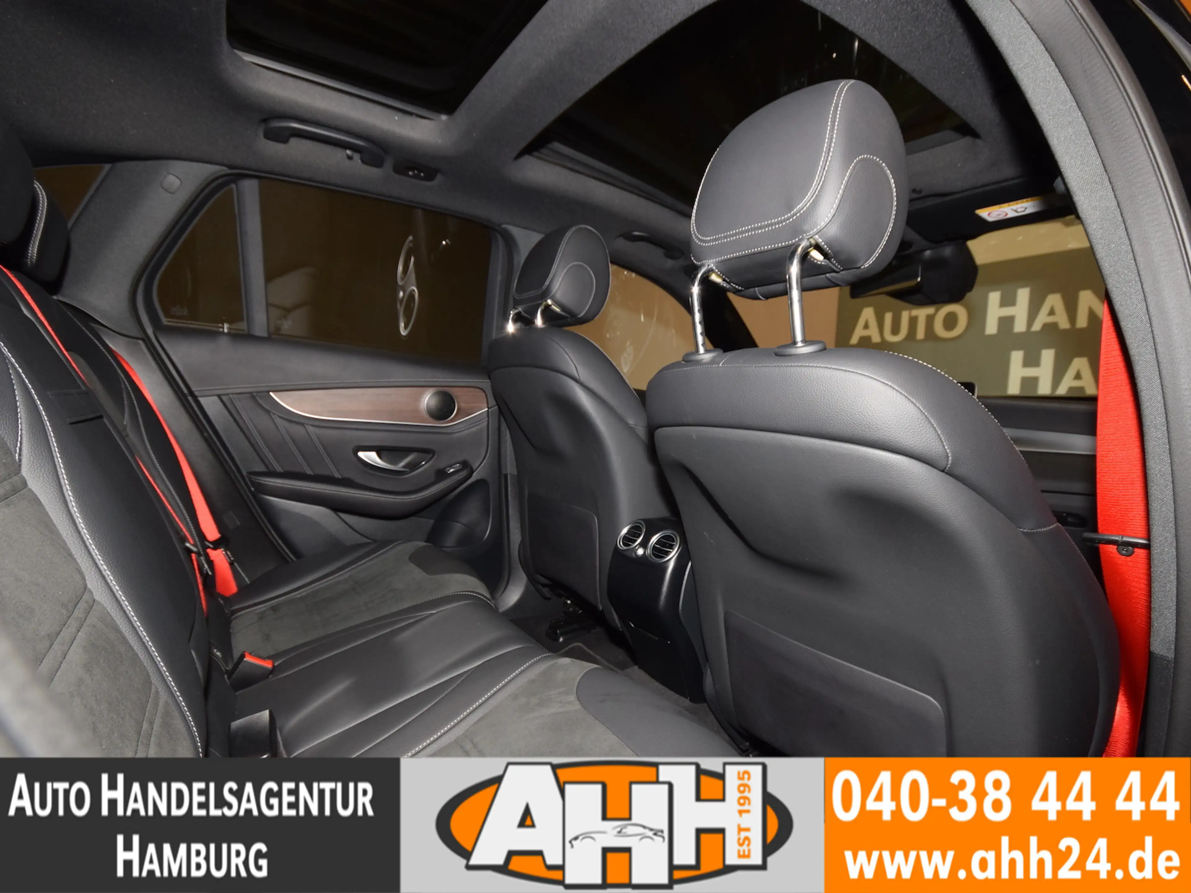 Mercedes-Benz GLC 63 AMG 4M PERFORMANCE PANO|HUD|AIR|AHK|NIGHT — photo 13