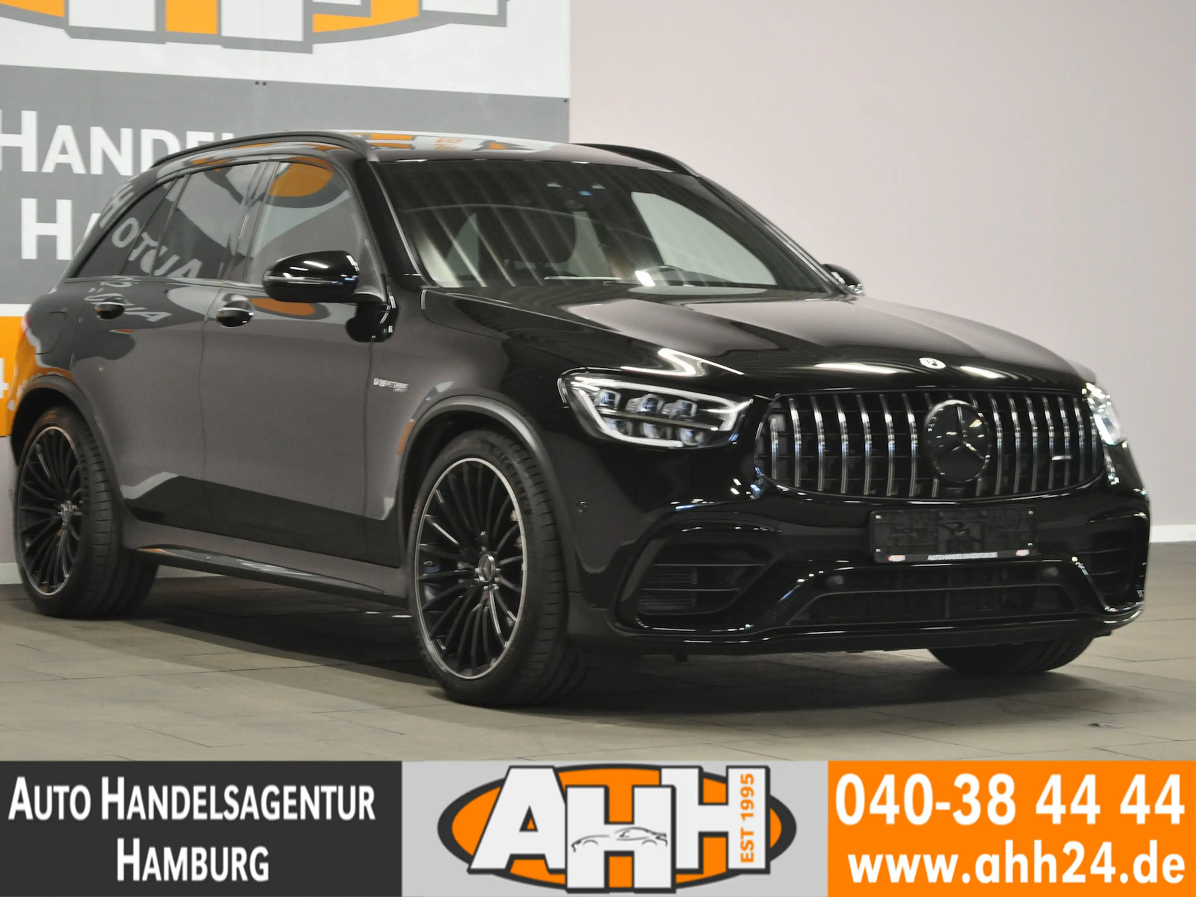 Mercedes-Benz GLC 63 AMG 4M PERFORMANCE PANO|HUD|AIR|AHK|NIGHT — photo 2