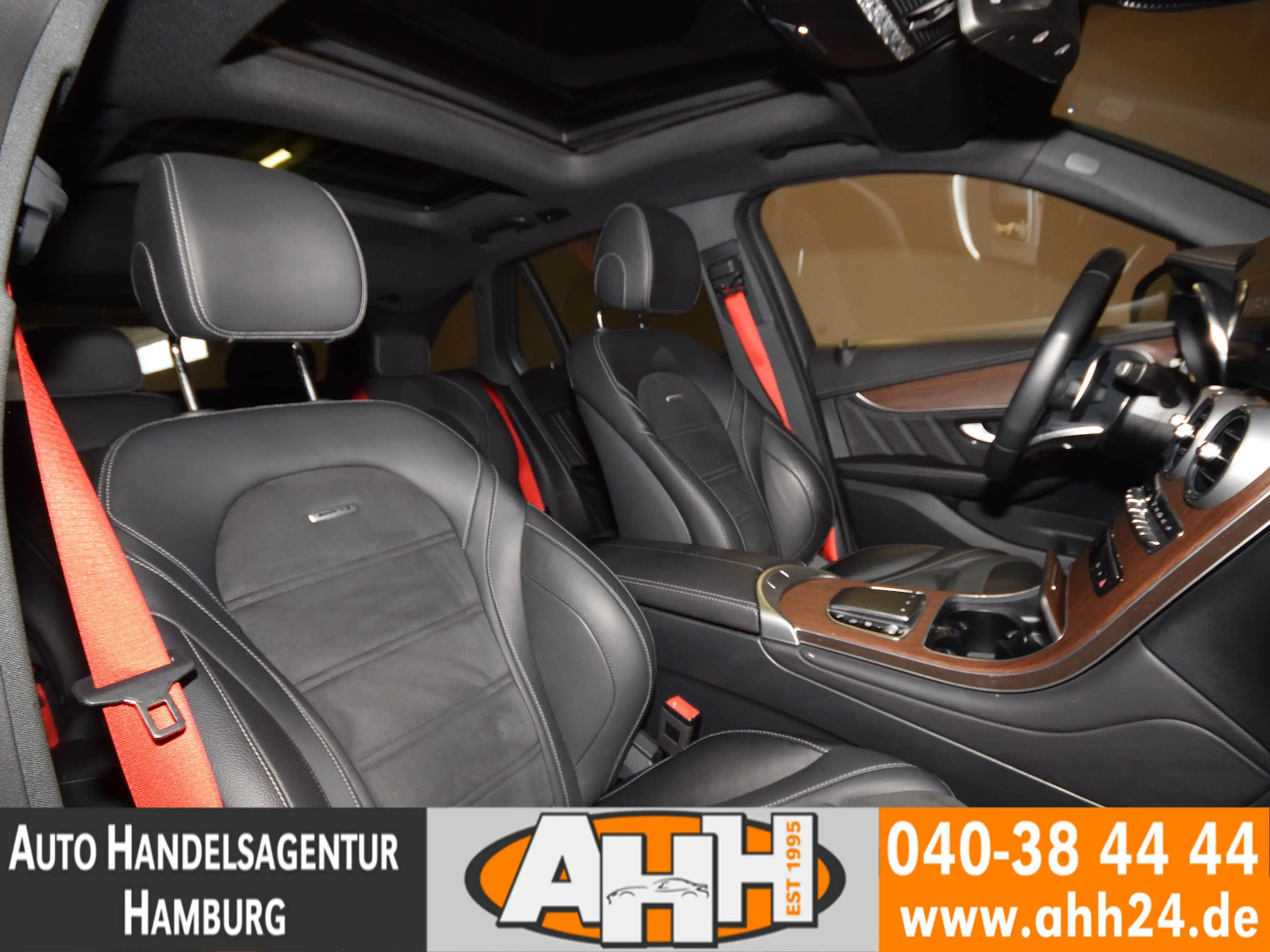 Mercedes-Benz GLC 63 AMG 4M PERFORMANCE PANO|HUD|AIR|AHK|NIGHT — photo 12