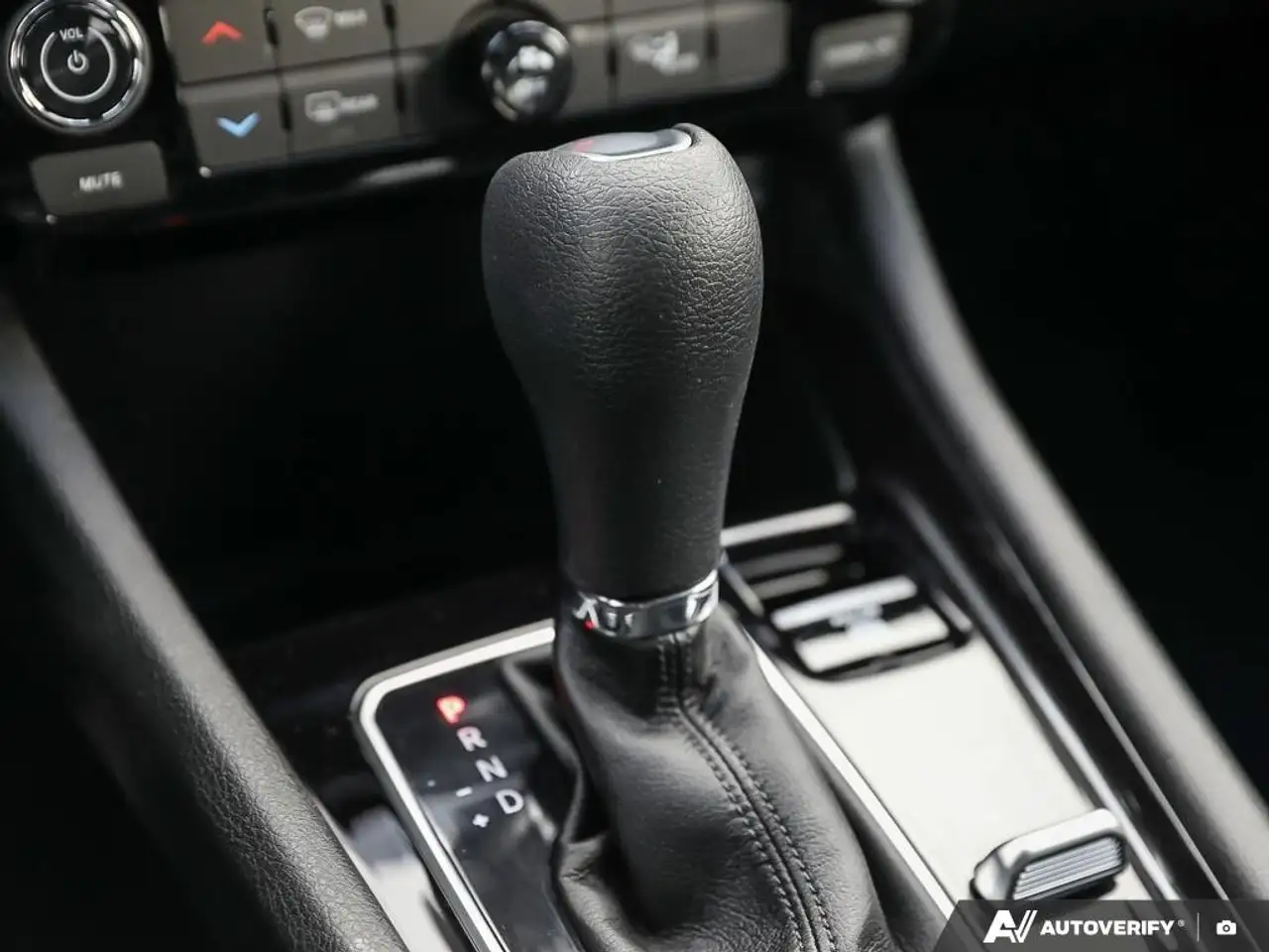 Jeep Compass photo Jeep Compass