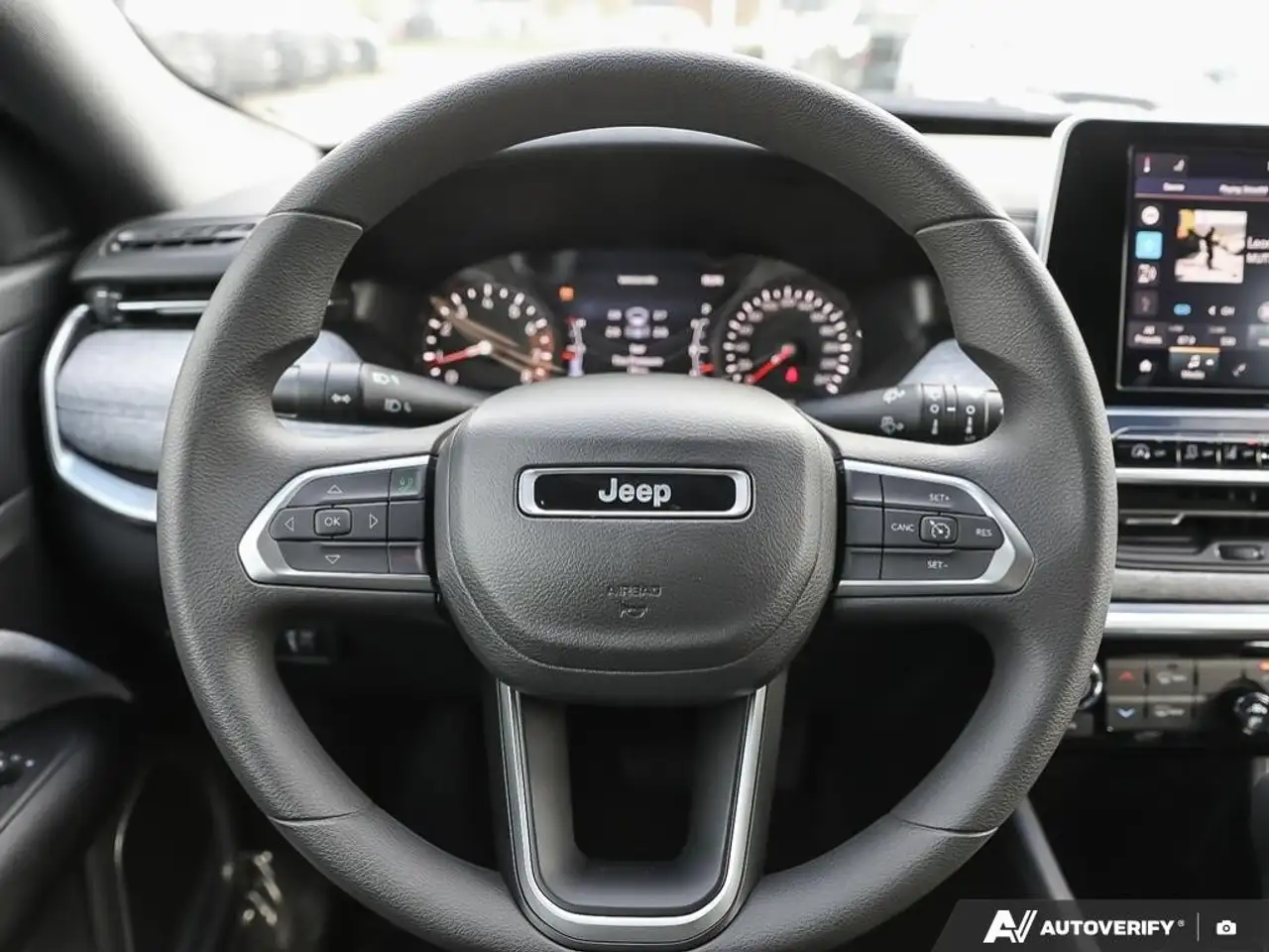 Jeep Compass photo Jeep Compass