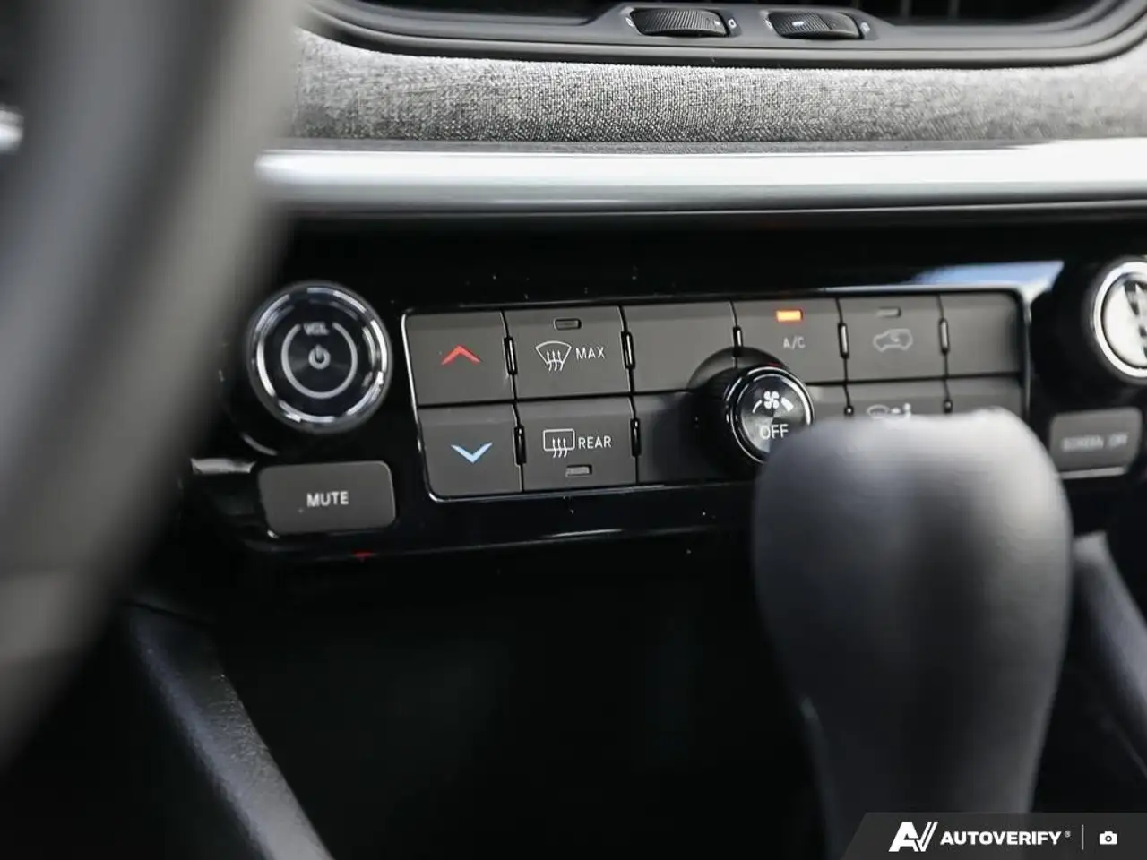 Jeep Compass photo Jeep Compass