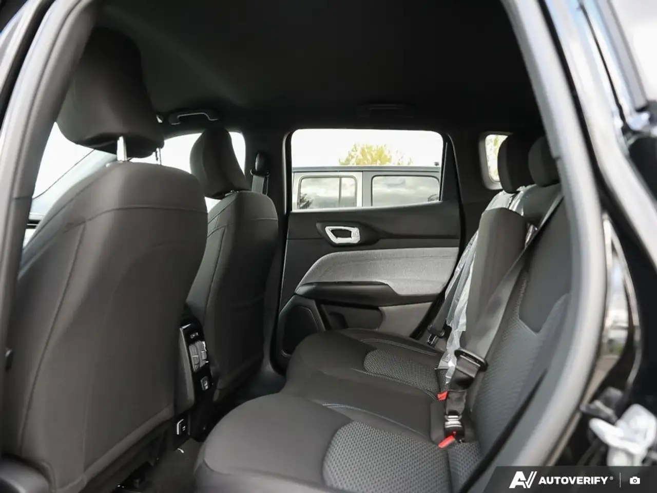 Jeep Compass photo Jeep Compass
