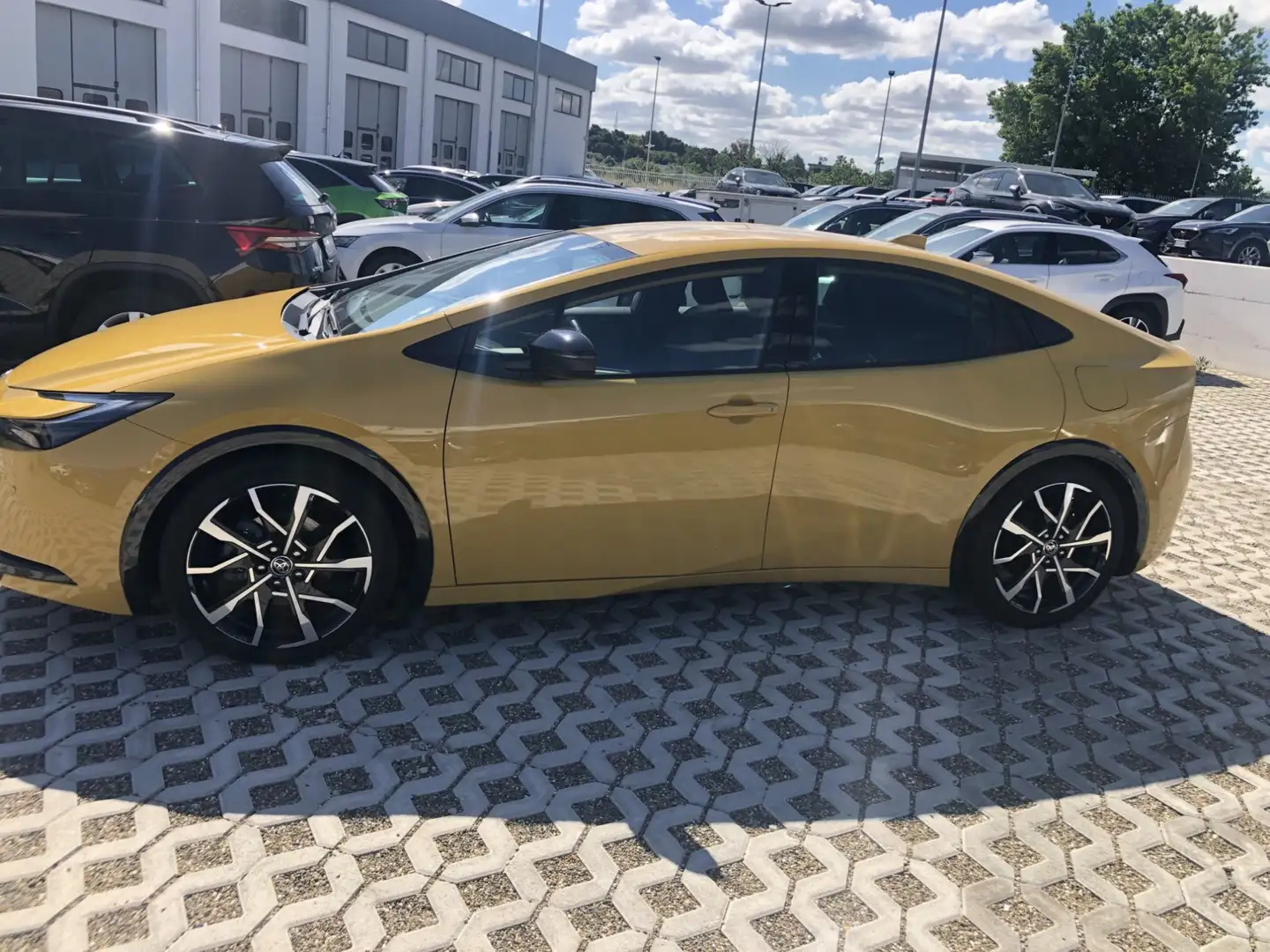 Toyota Prius 2.0 Oro - 1