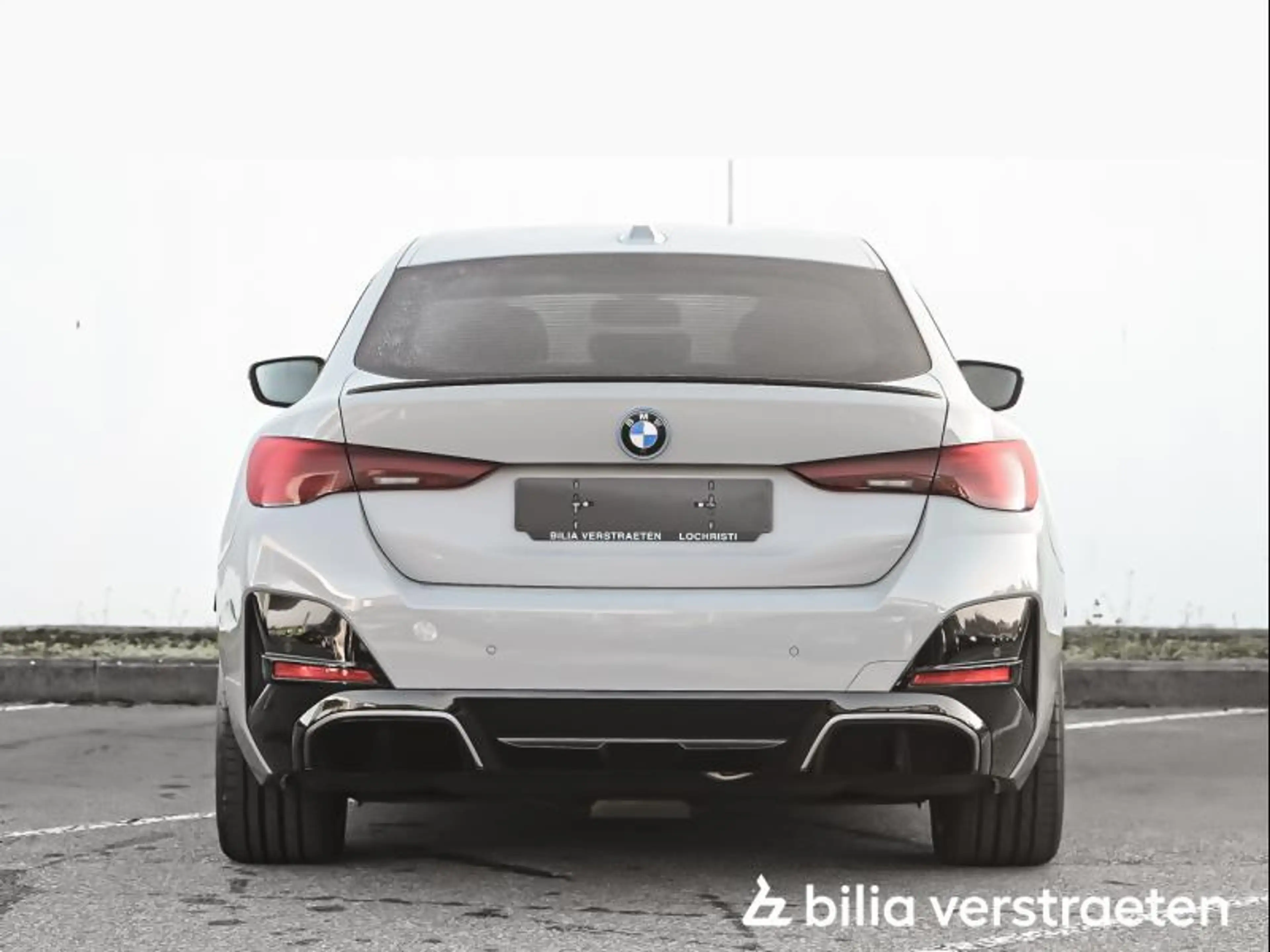 BMW i4 eDrive40 GC MPRO - KEYLESS - HIFI - TRKHK — photo 4