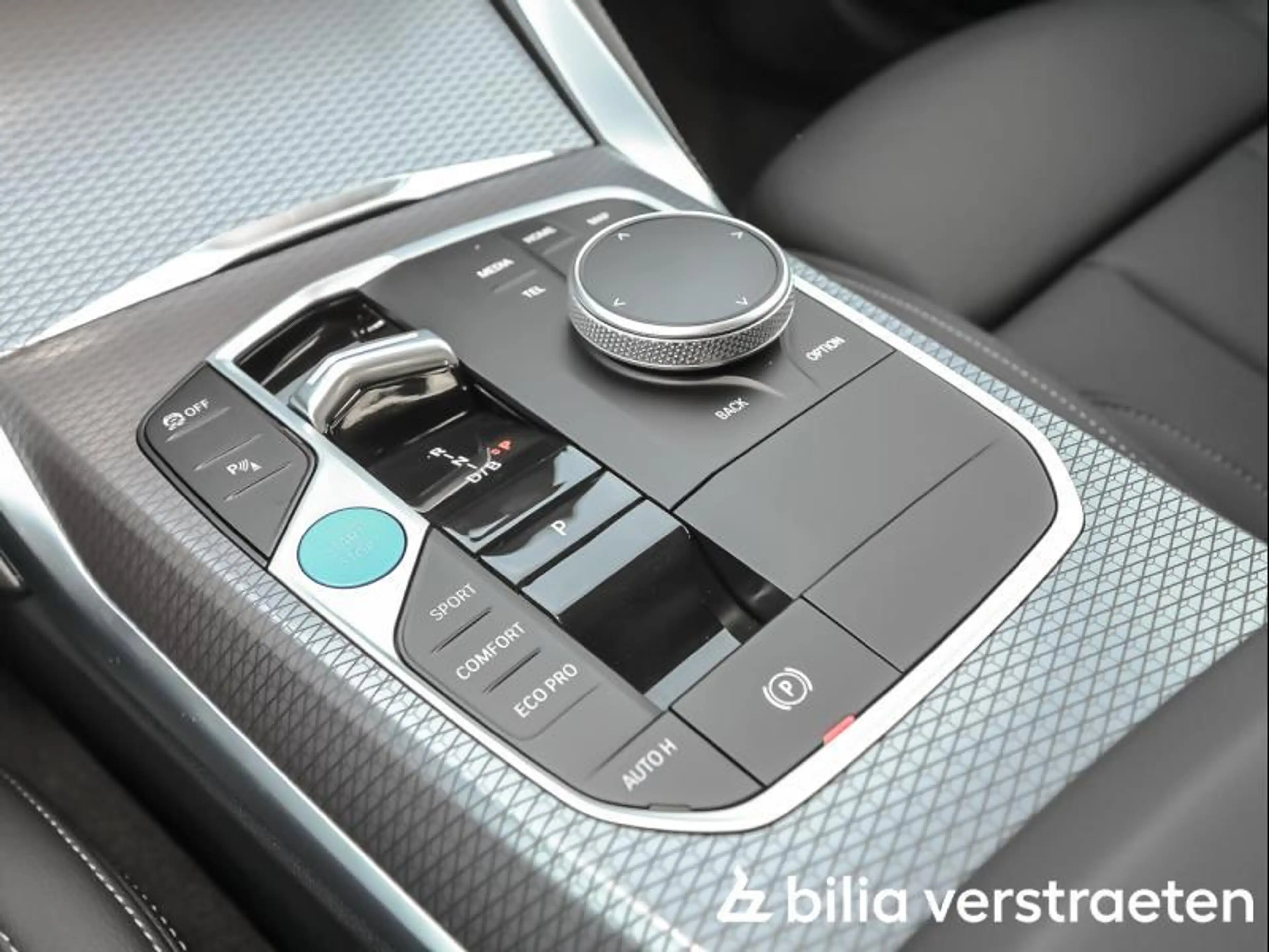 BMW i4 eDrive40 GC MPRO - KEYLESS - HIFI - TRKHK — photo 11