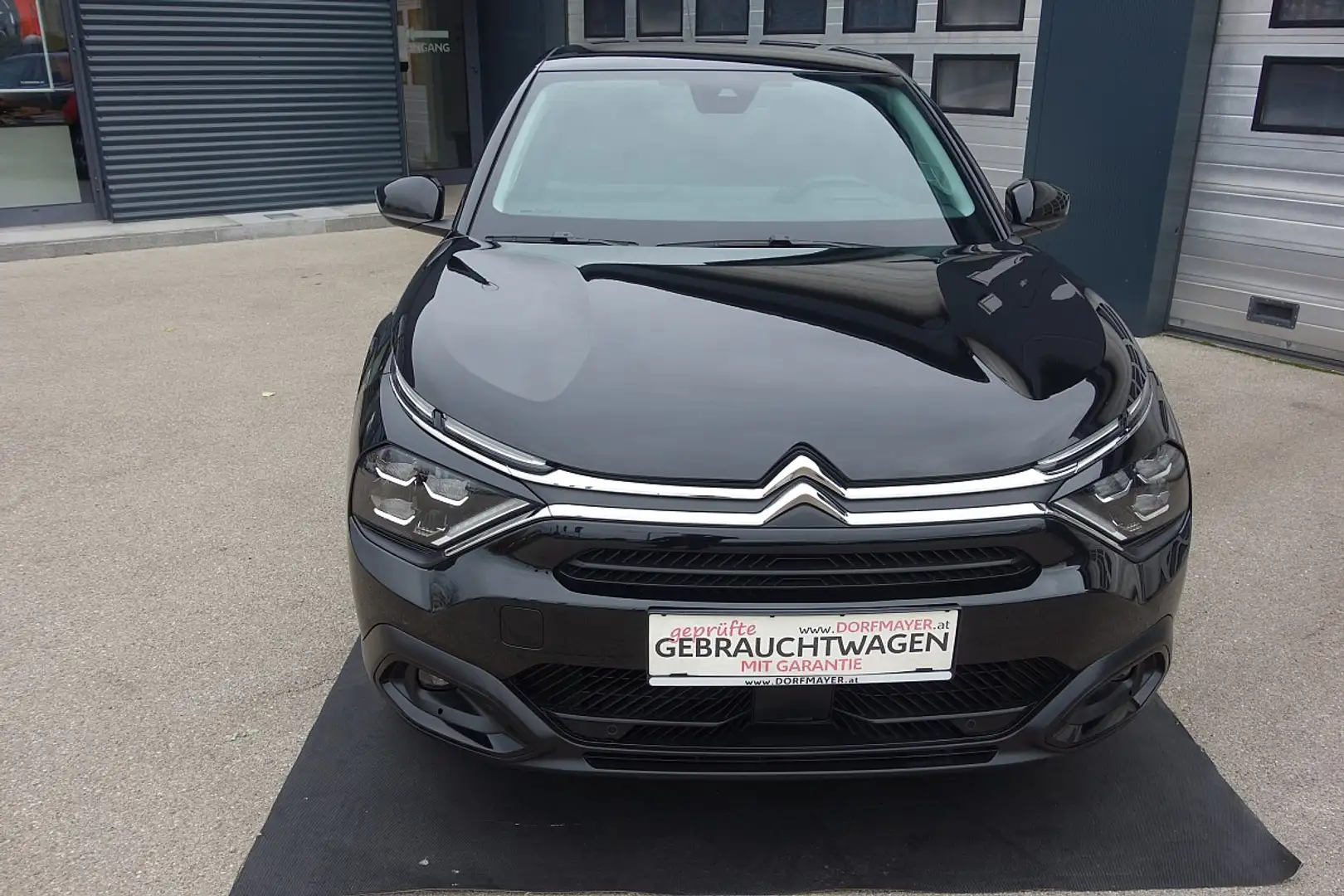 Citroen C4 PureTech 130 S&S Shine Edition EAT8 Aut. Schwarz - 2