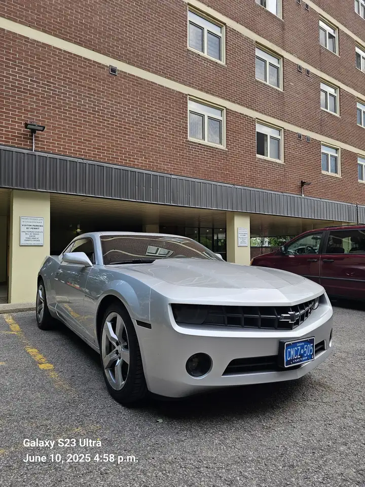 Chevrolet Camaro снимка Chevrolet Camaro