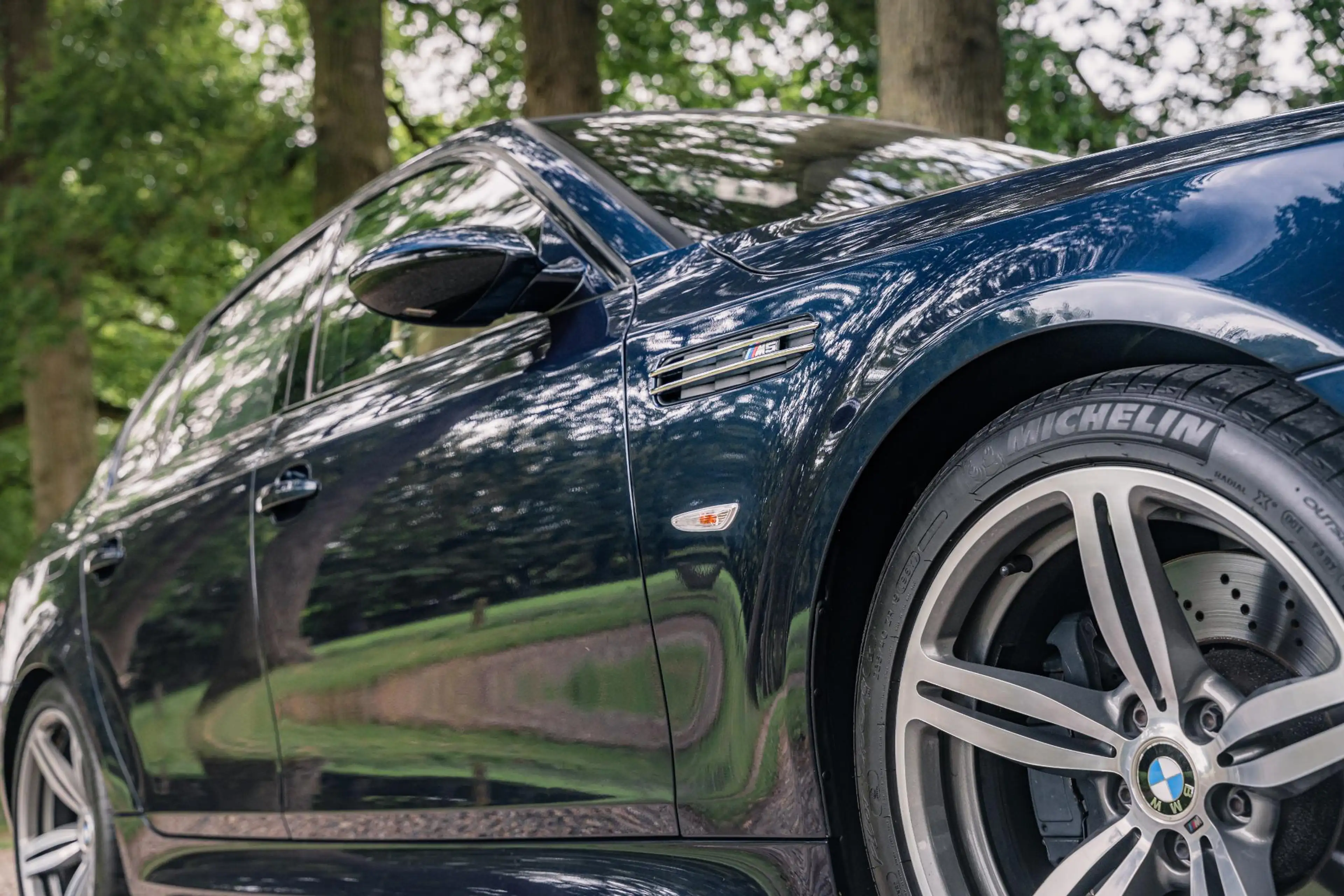BMW M5 E60 — photo 11
