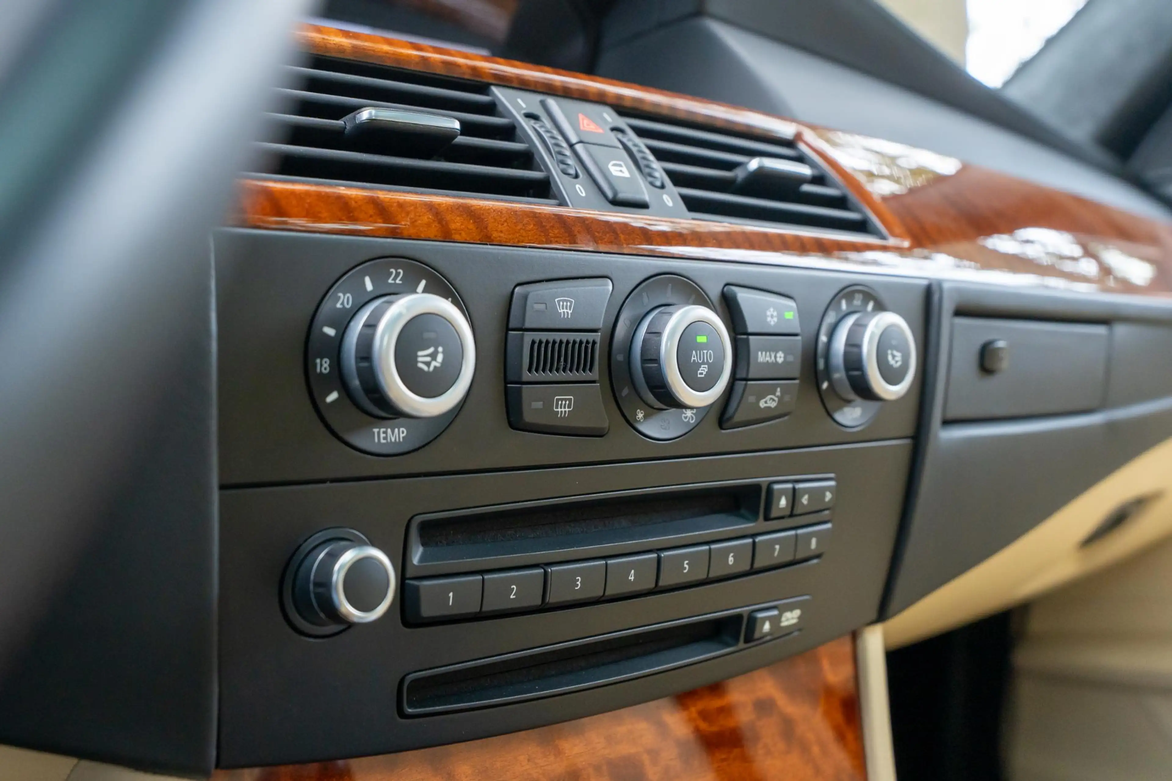 BMW M5 E60 — photo 28