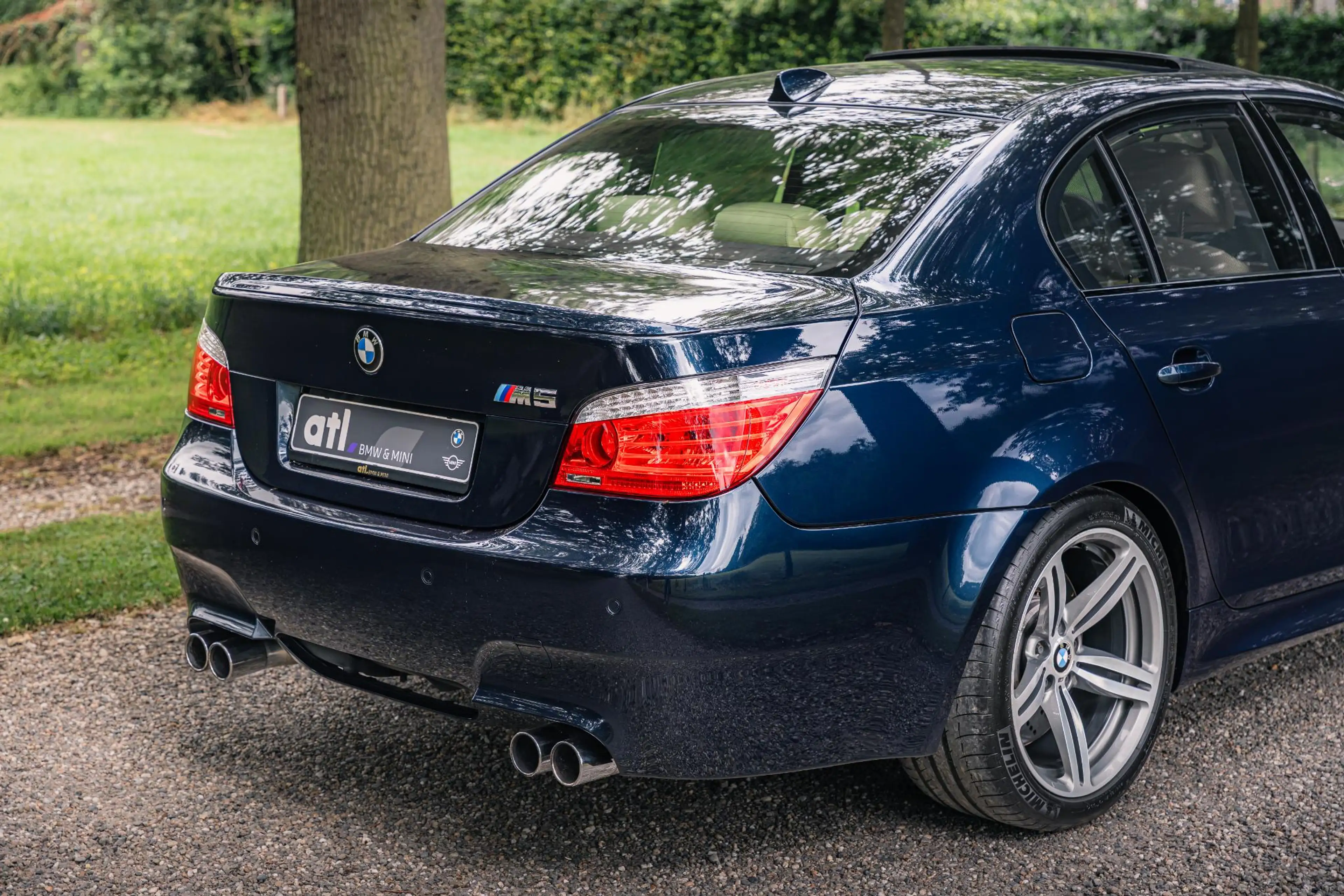 BMW M5 E60 — photo 7