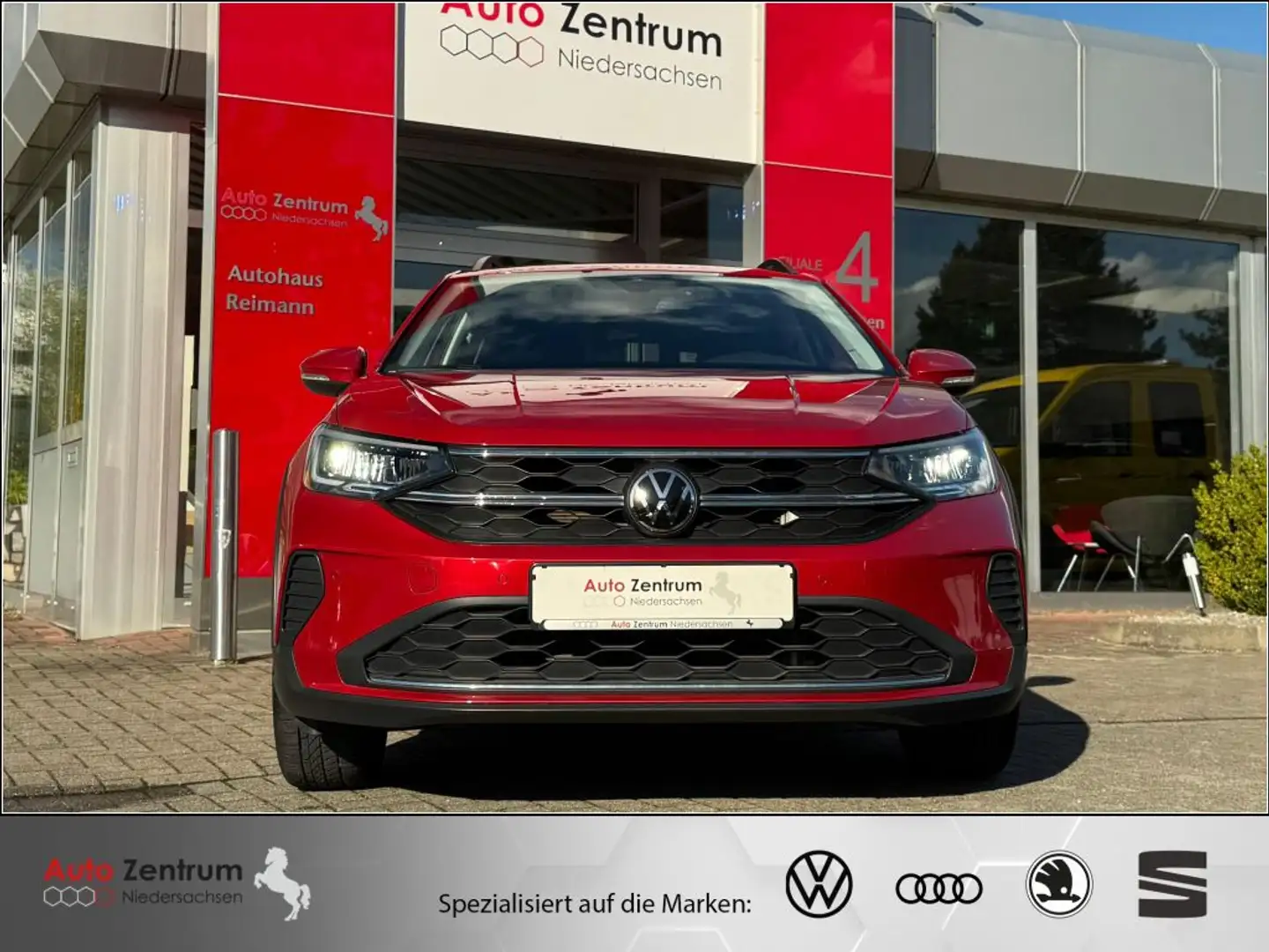 Volkswagen Taigo 1.0 TSI DSG CarPlay IQ.DRIVE*ACC*LED*VIRTUAL*NAVI Rouge - 2