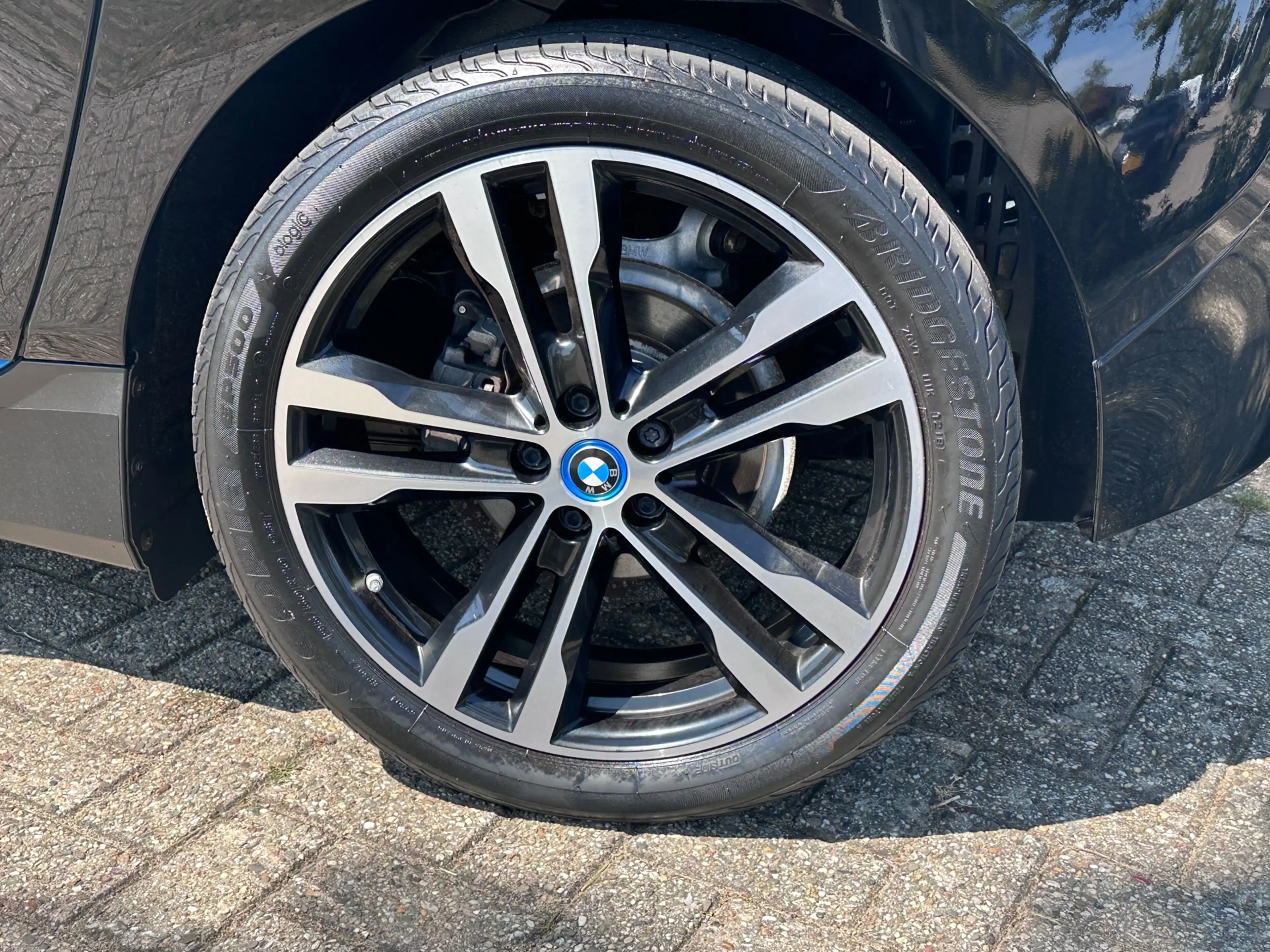 BMW i3 22 kWh WARMTEPOMP /SOH 86% / 20"/ NL-Auto / Leer / — photo 13